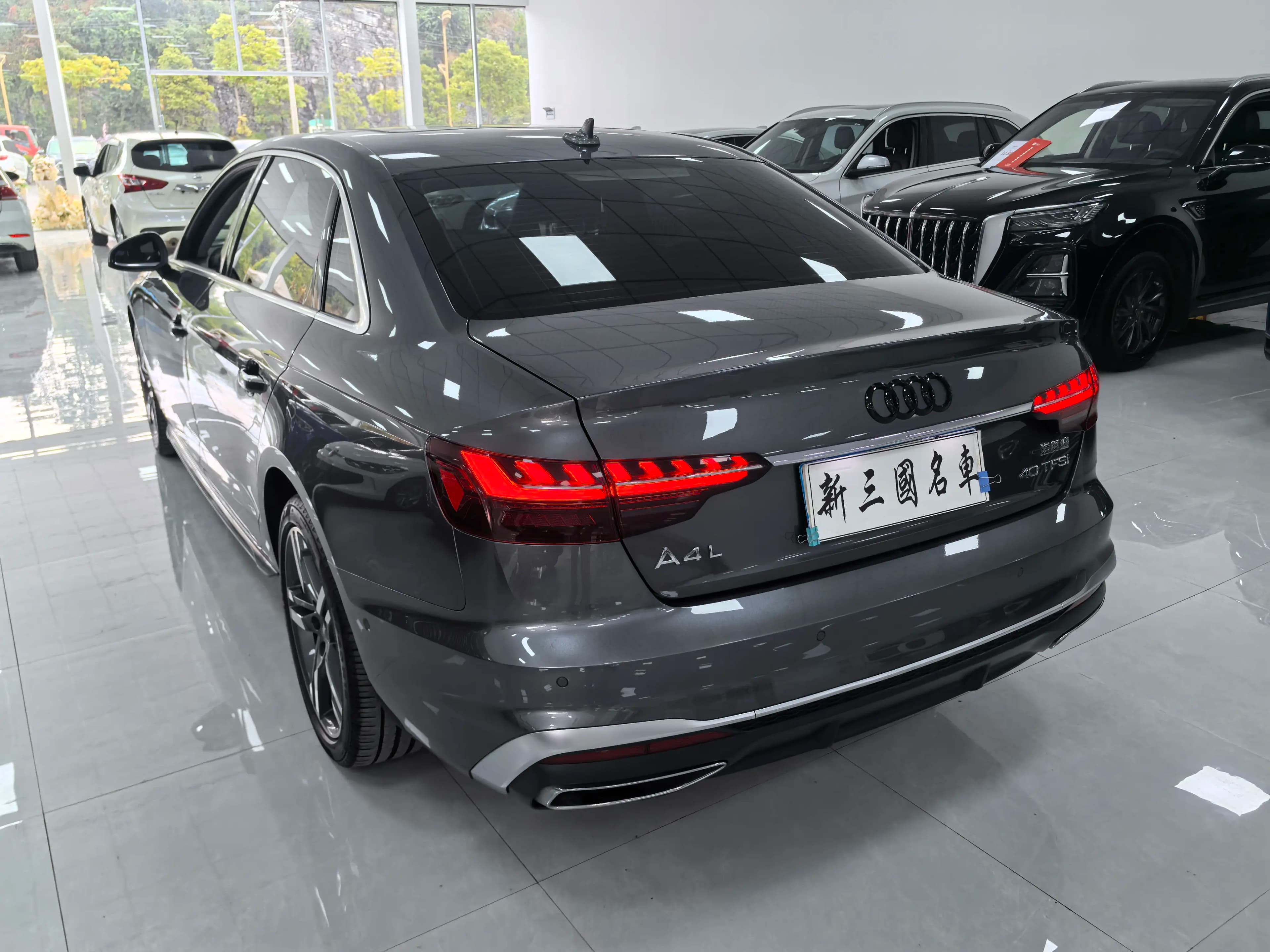 Audi A4L 2022 г. 69091 км. — фото 4