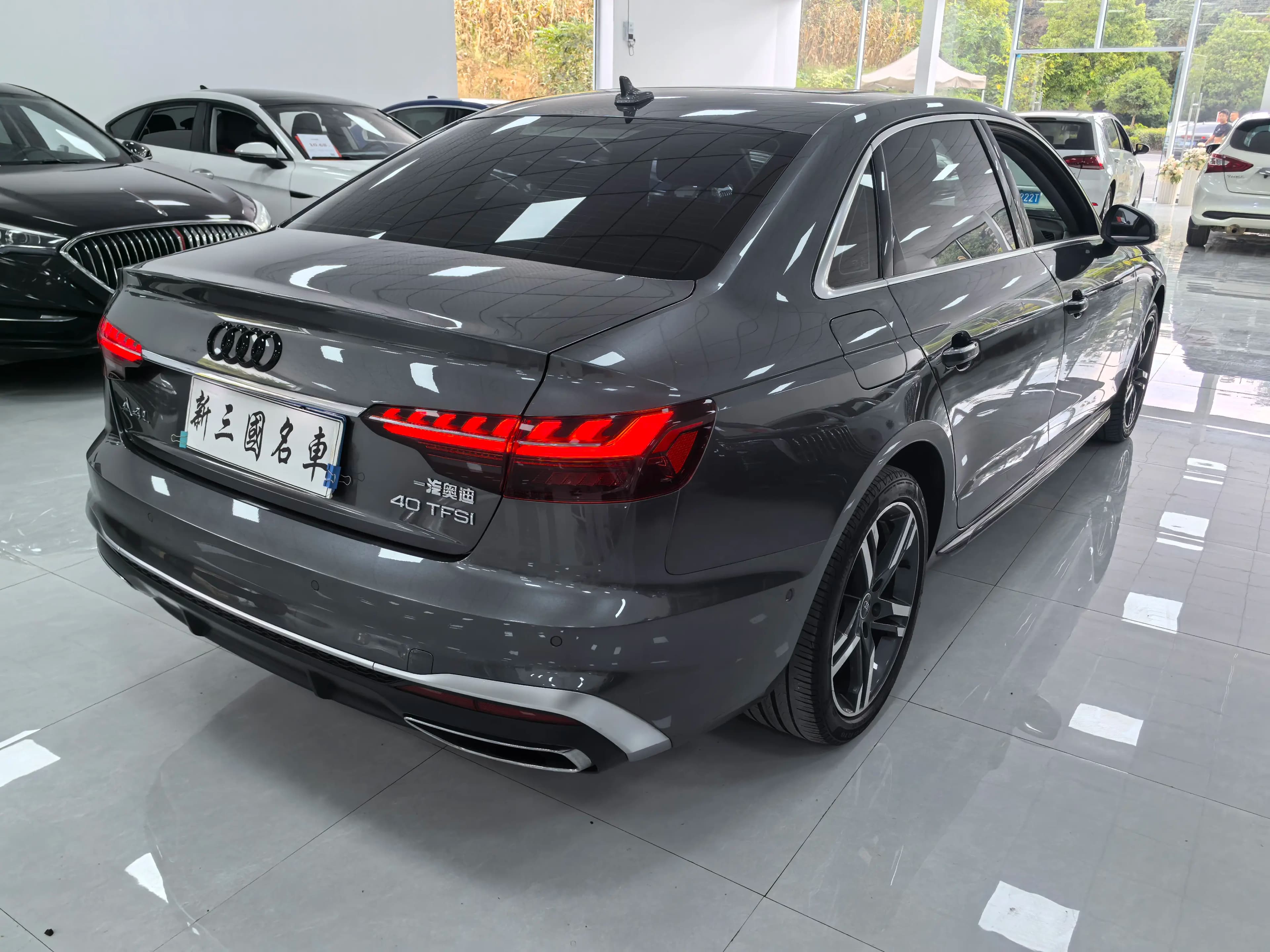 Audi A4L 2022 г. 69091 км. — фото 6