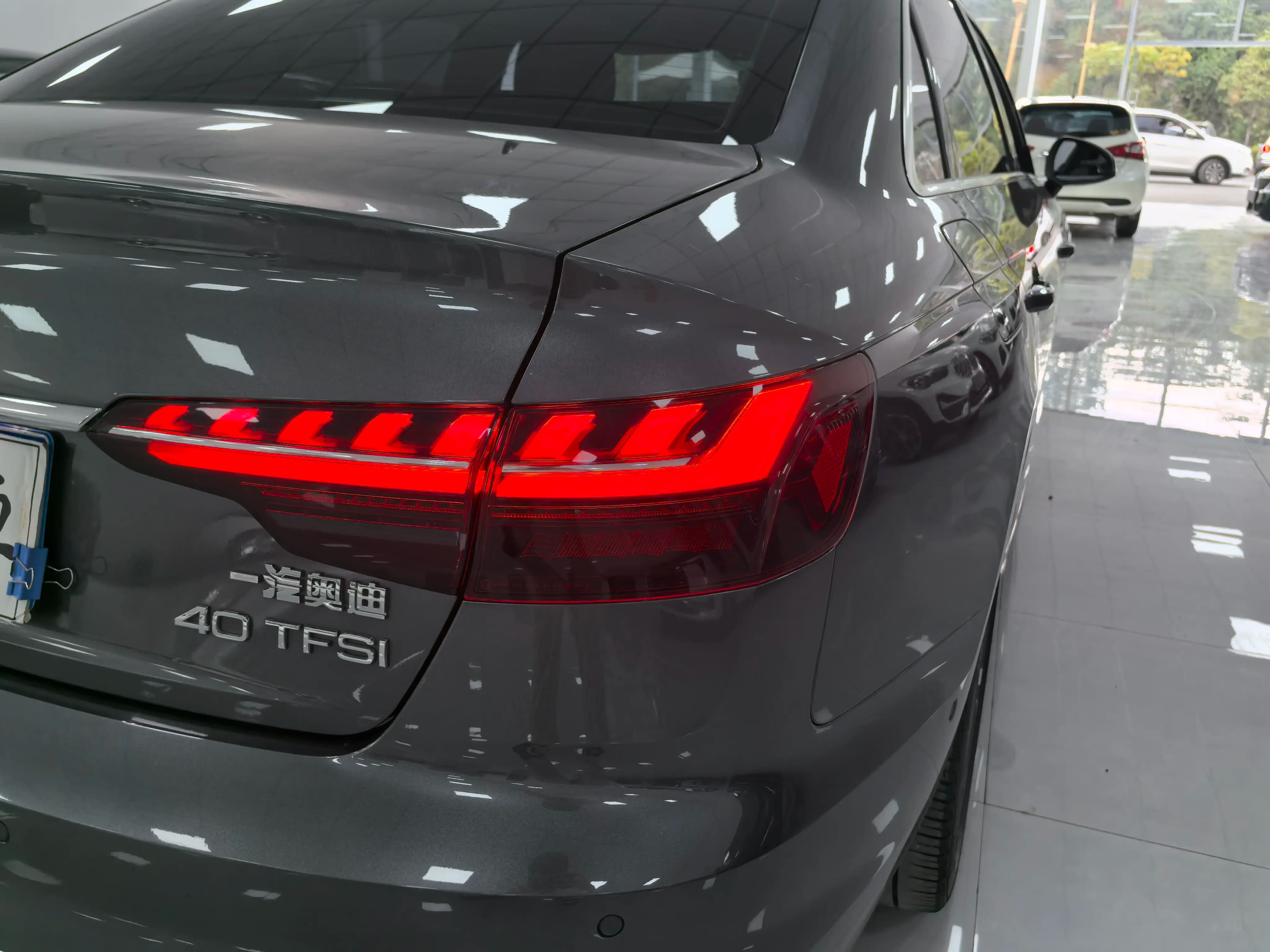 Audi A4L 2022 г. 69091 км. — фото 8