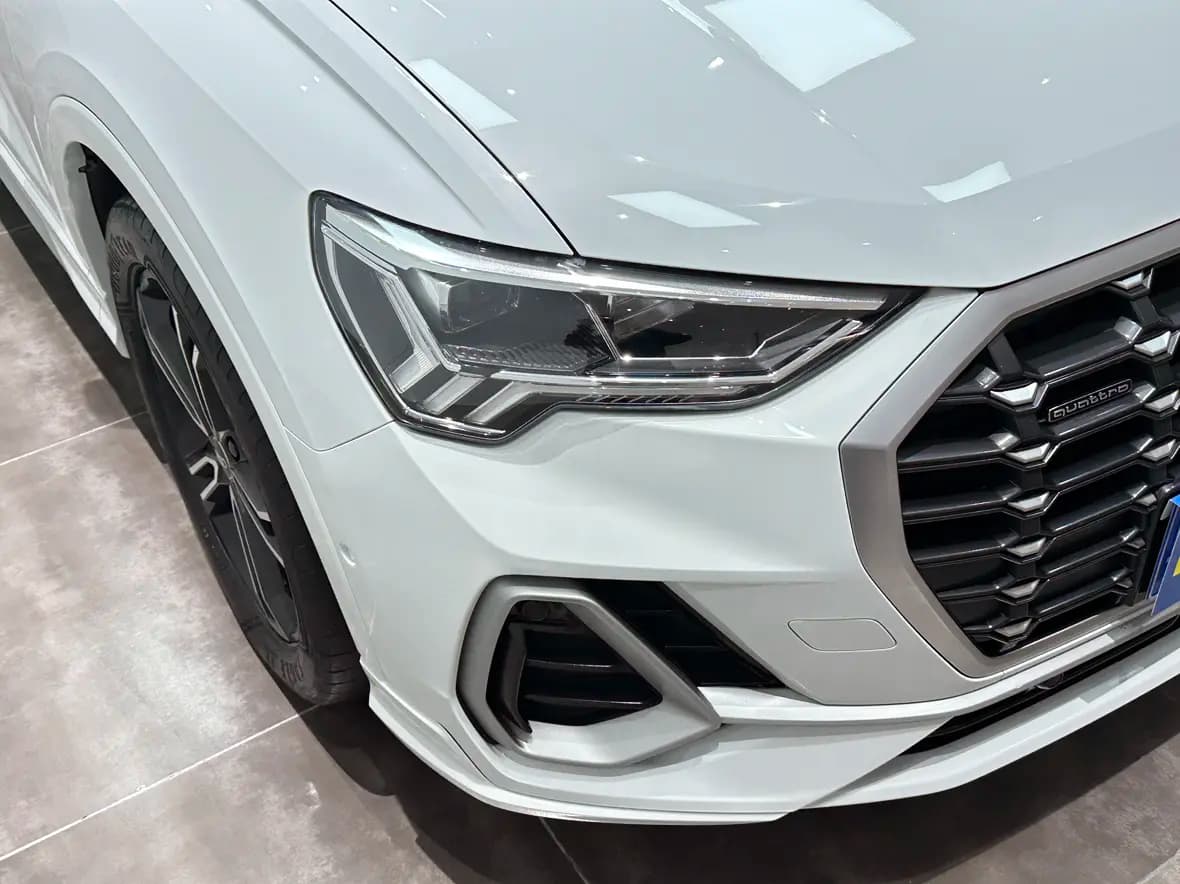 Audi Q3 2023 г. 45800 км. — фото 15