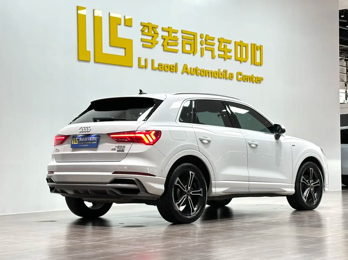 Audi Q3 2023 г. 45800 км. — фото 6