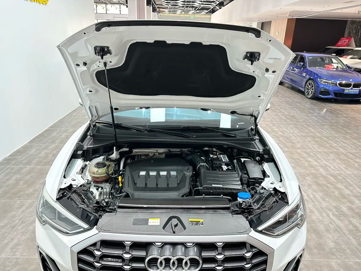 Audi Q3 2023 г. 45800 км. — фото 7