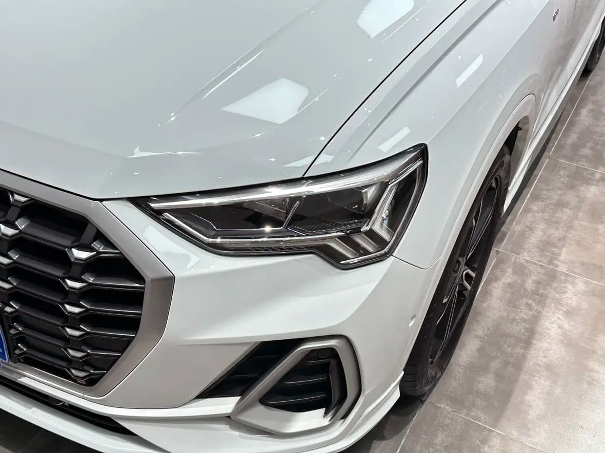 Audi Q3 2023 г. 45800 км. — фото 8