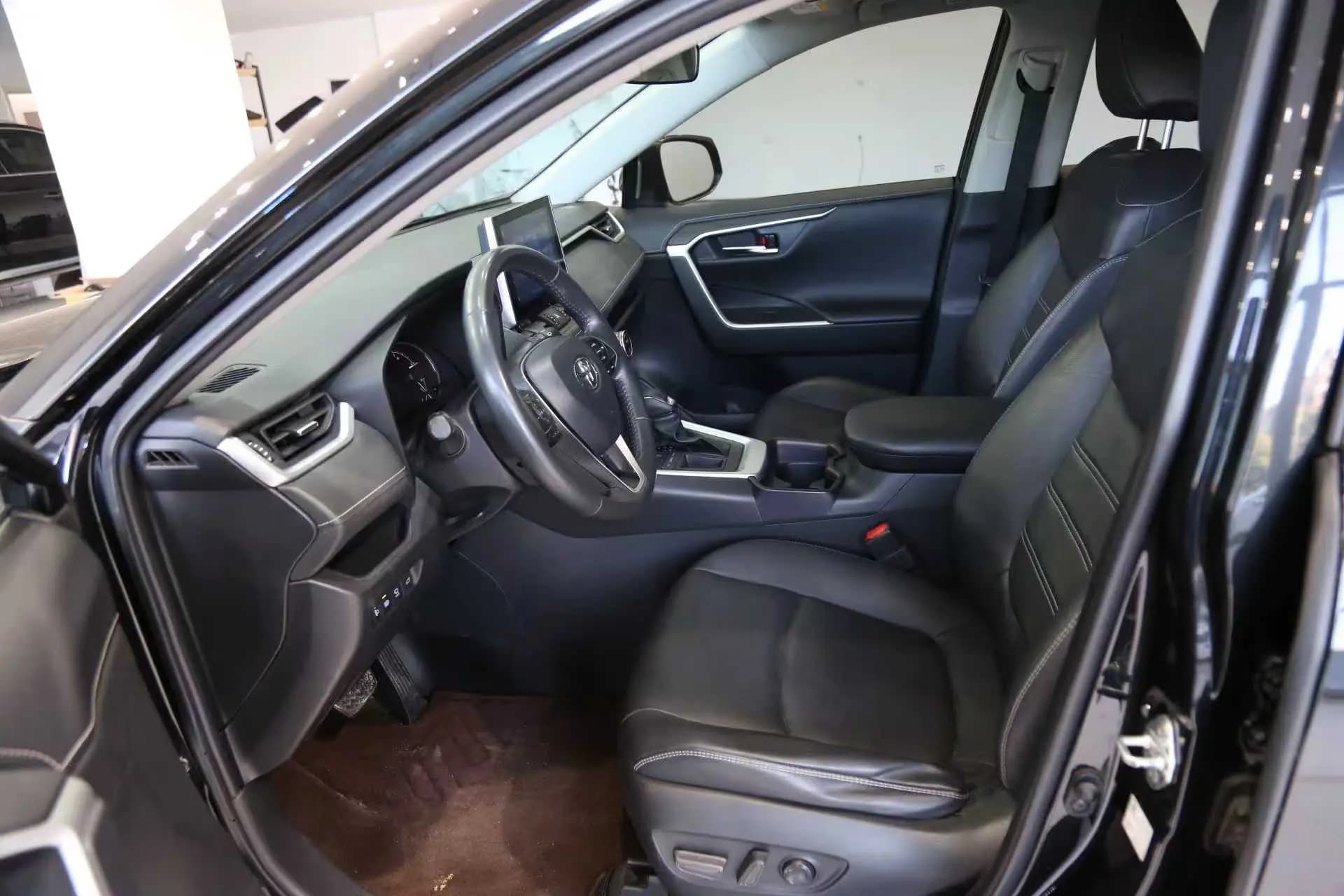 Toyota RAV4 2022 г. 27091 км. — фото 14