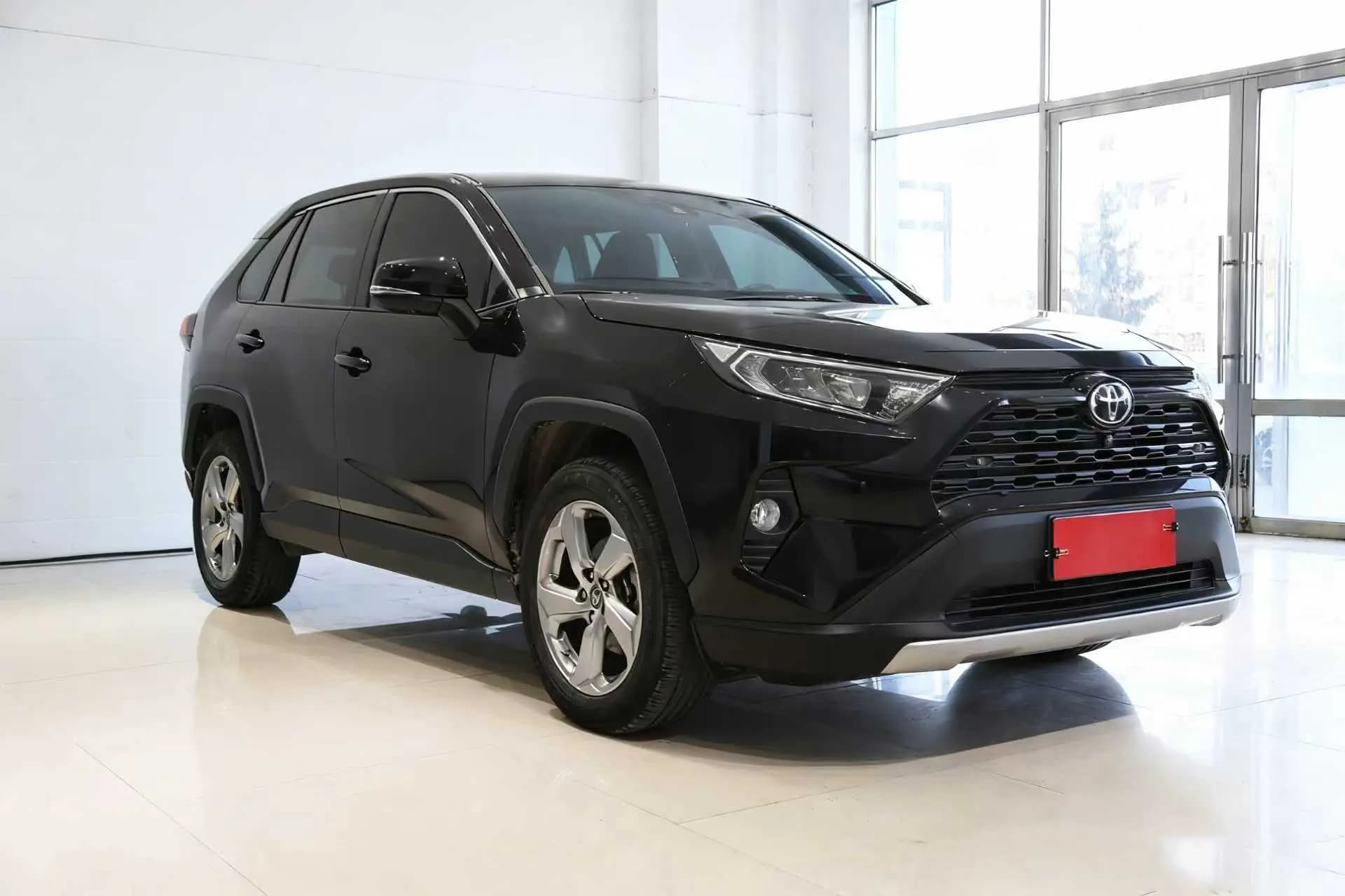 Toyota RAV4 2022 г. 27091 км. — фото 3