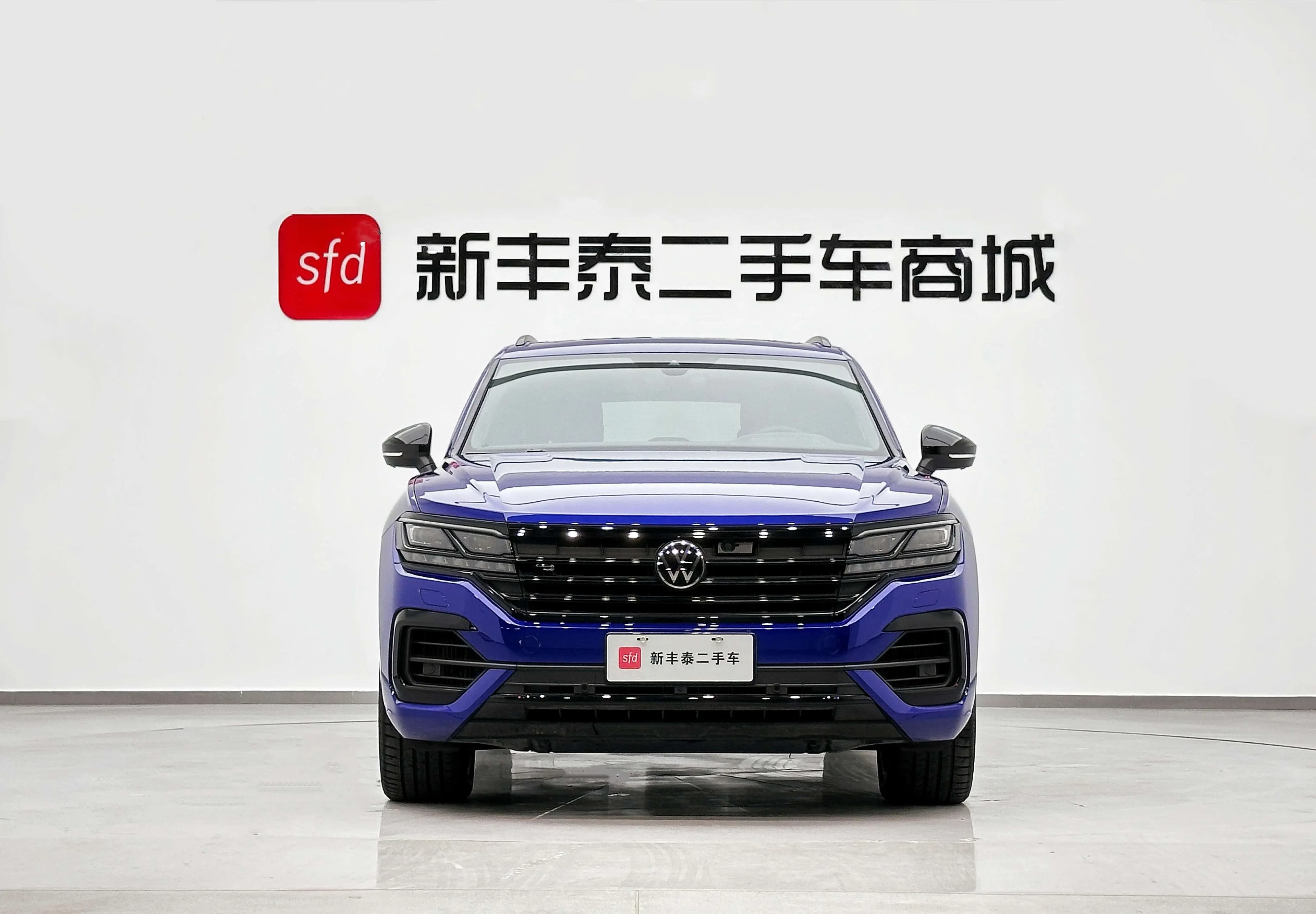 Volkswagen Touareg 2023 г. 33107 км. — фото 2
