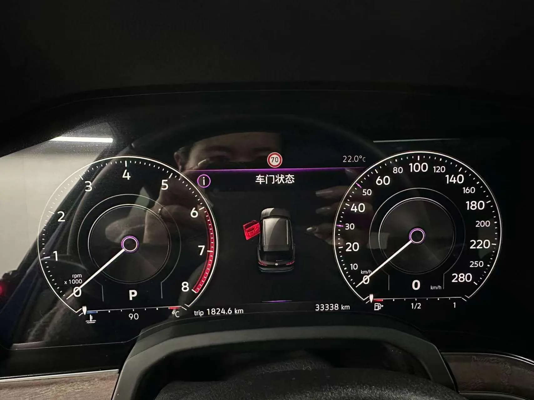 Volkswagen Touareg 2023 г. 33107 км. — фото 20