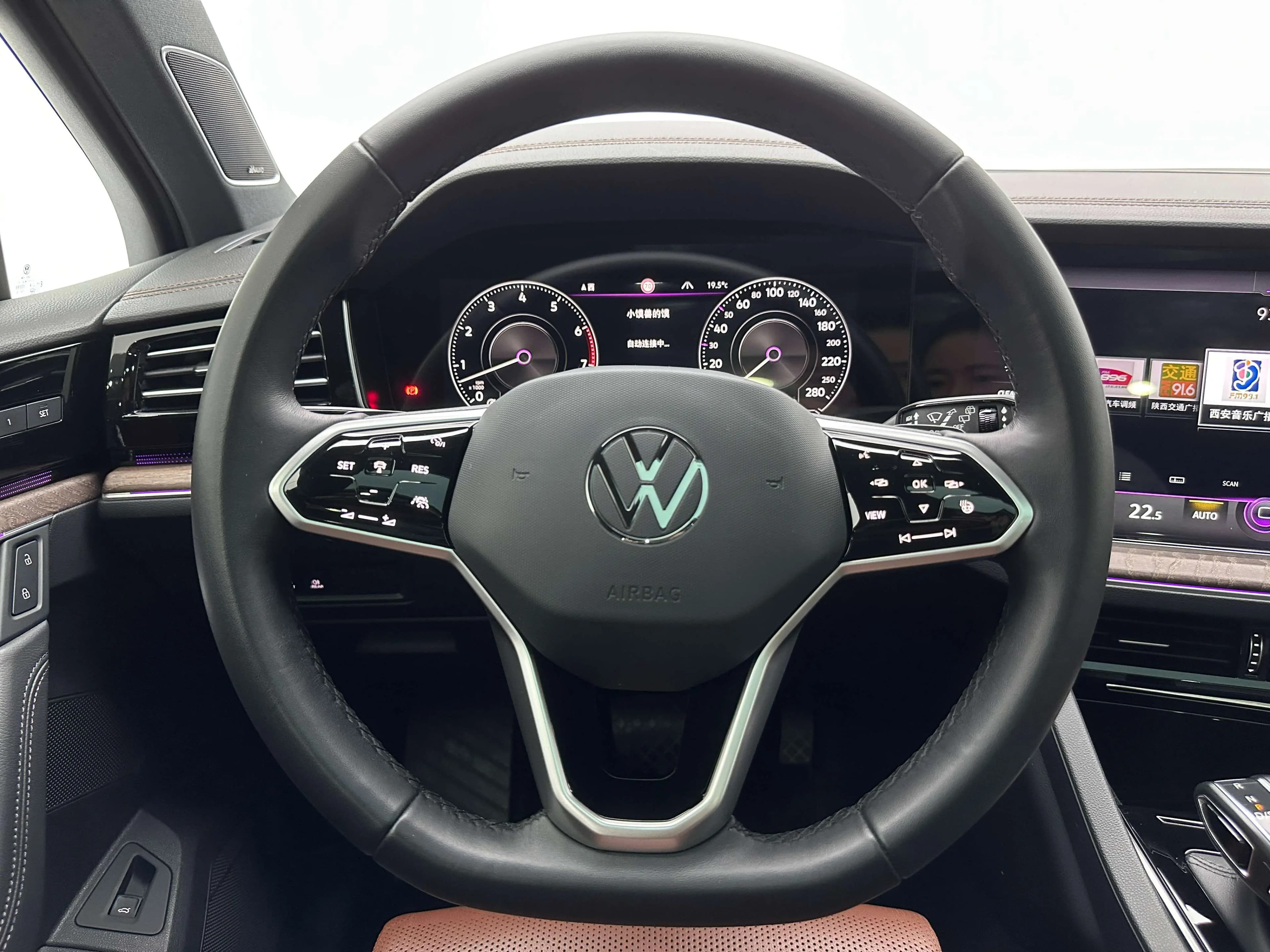 Volkswagen Touareg 2023 г. 33107 км. — фото 21