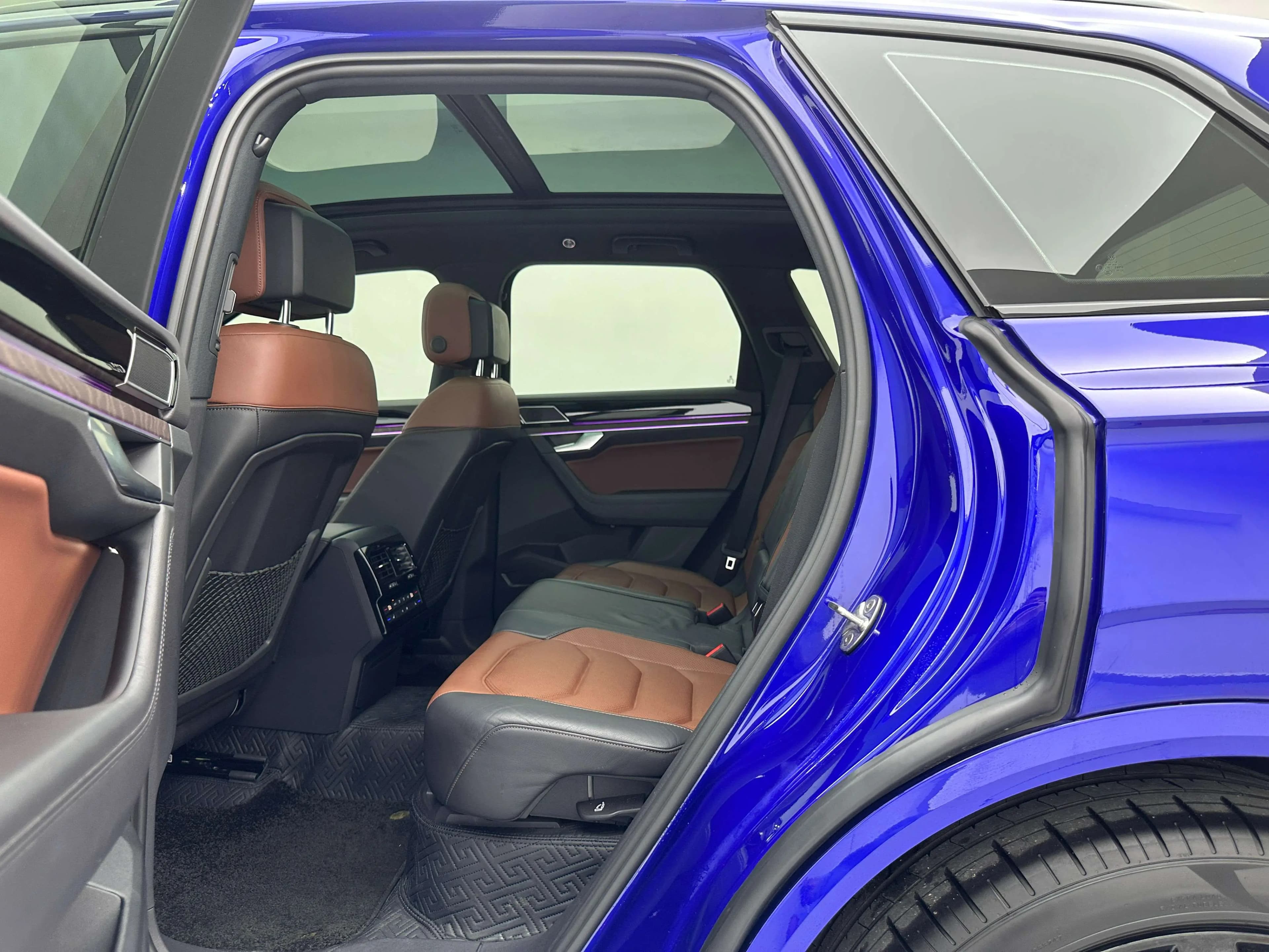 Volkswagen Touareg 2023 г. 33107 км. — фото 33