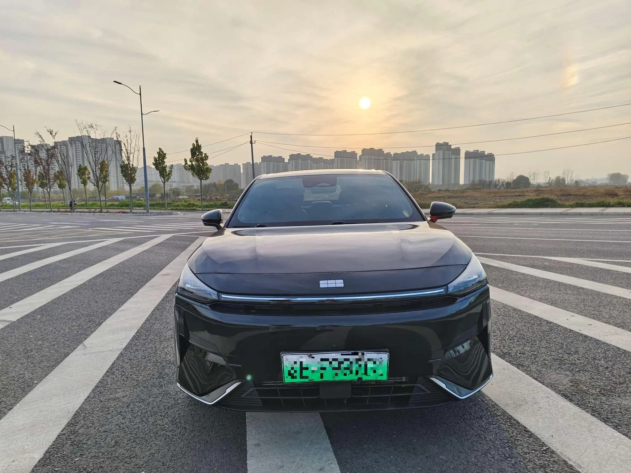 Geely Galaxy L6 2024 г. 38027 км. — фото 2