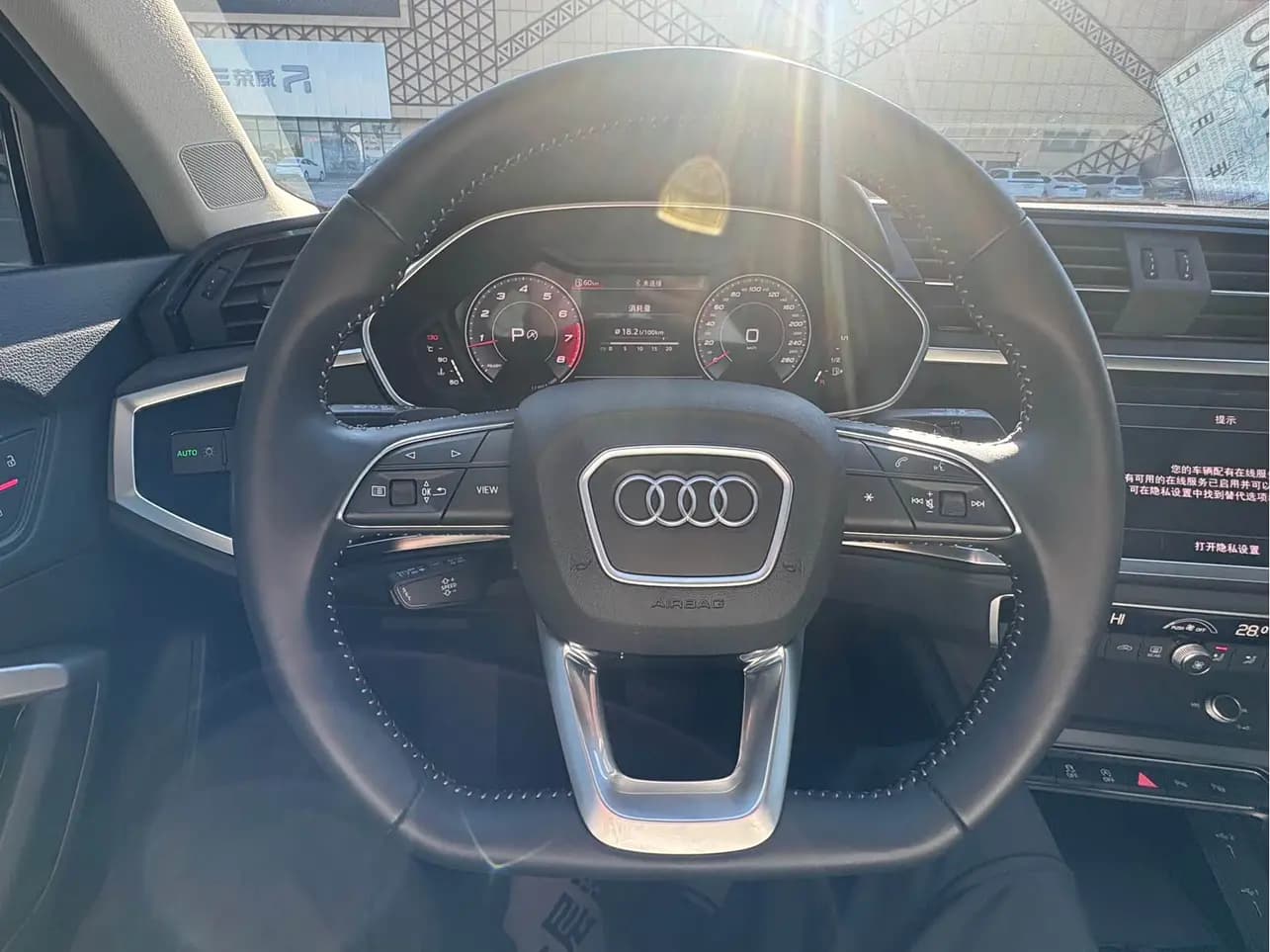 Audi Q3 2021 г. 39000 км. — фото 19