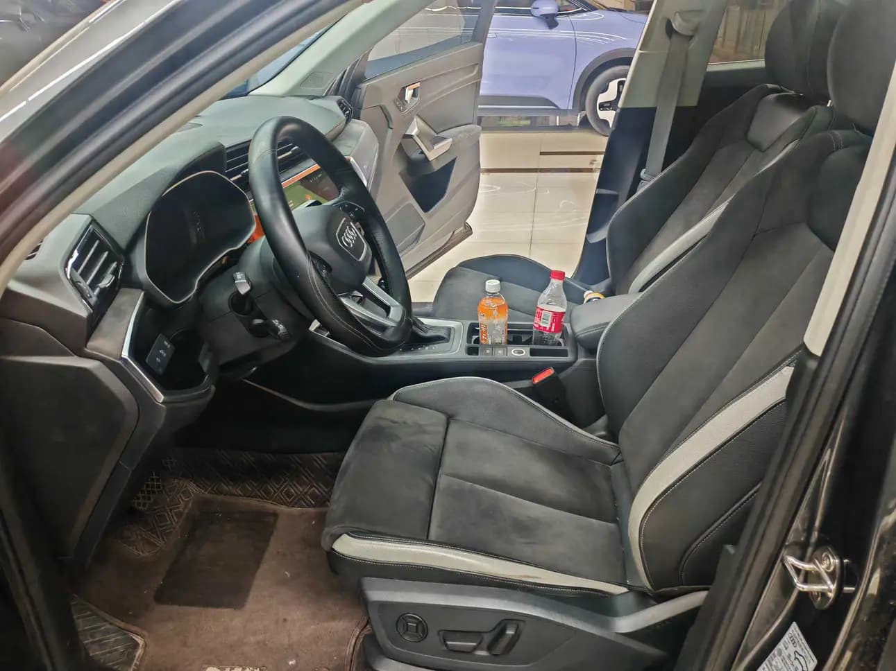 Audi Q3 2022 г. 50120 км. — фото 15