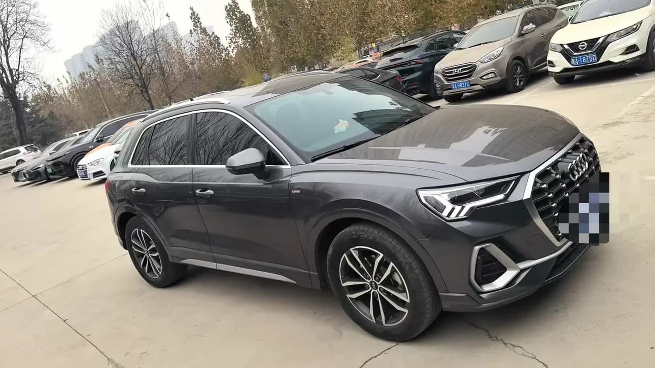 Audi Q3 2022 г. 50120 км. — фото 9