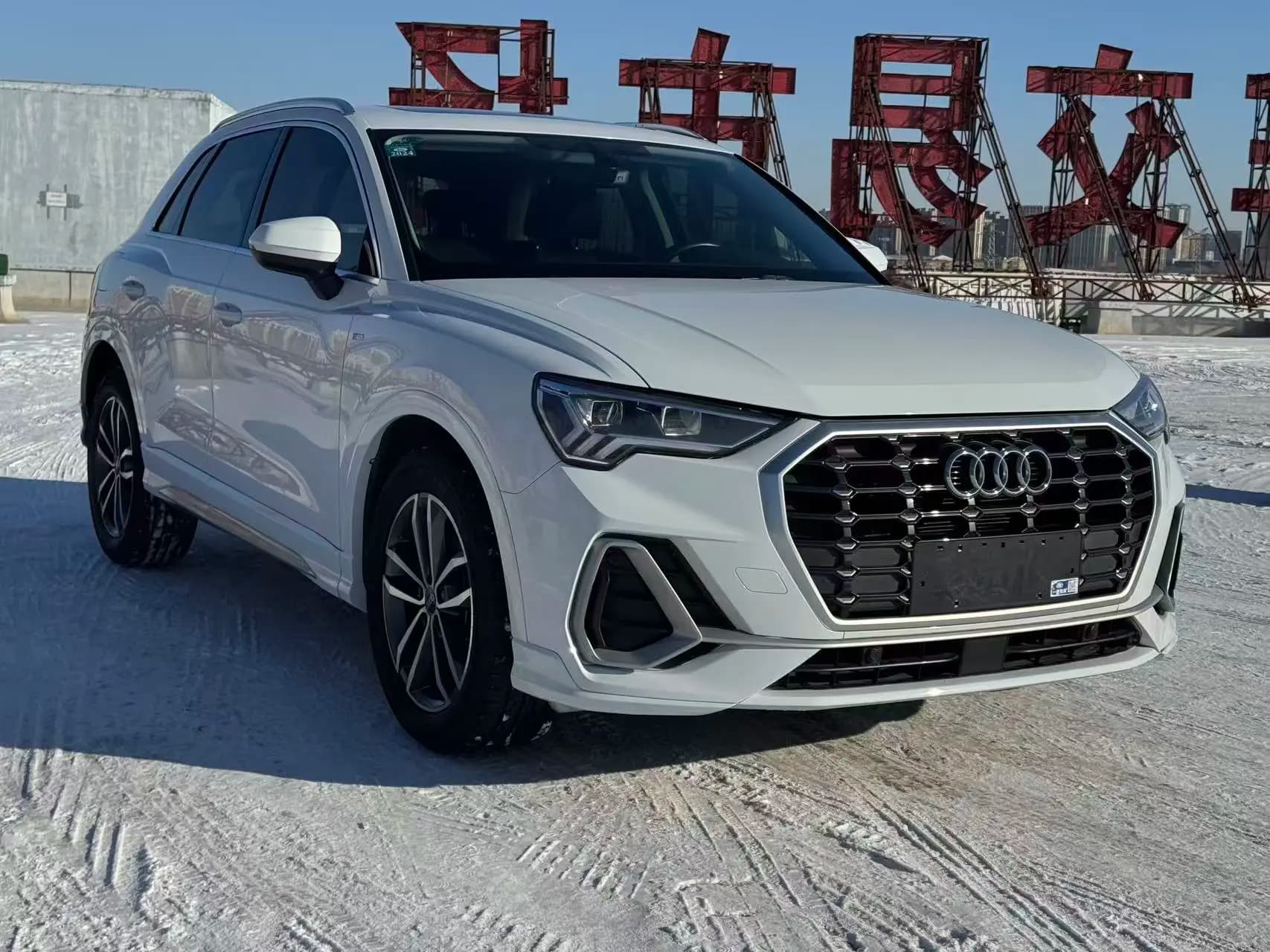 Audi Q3 2022 г. 33123 км. — фото 2