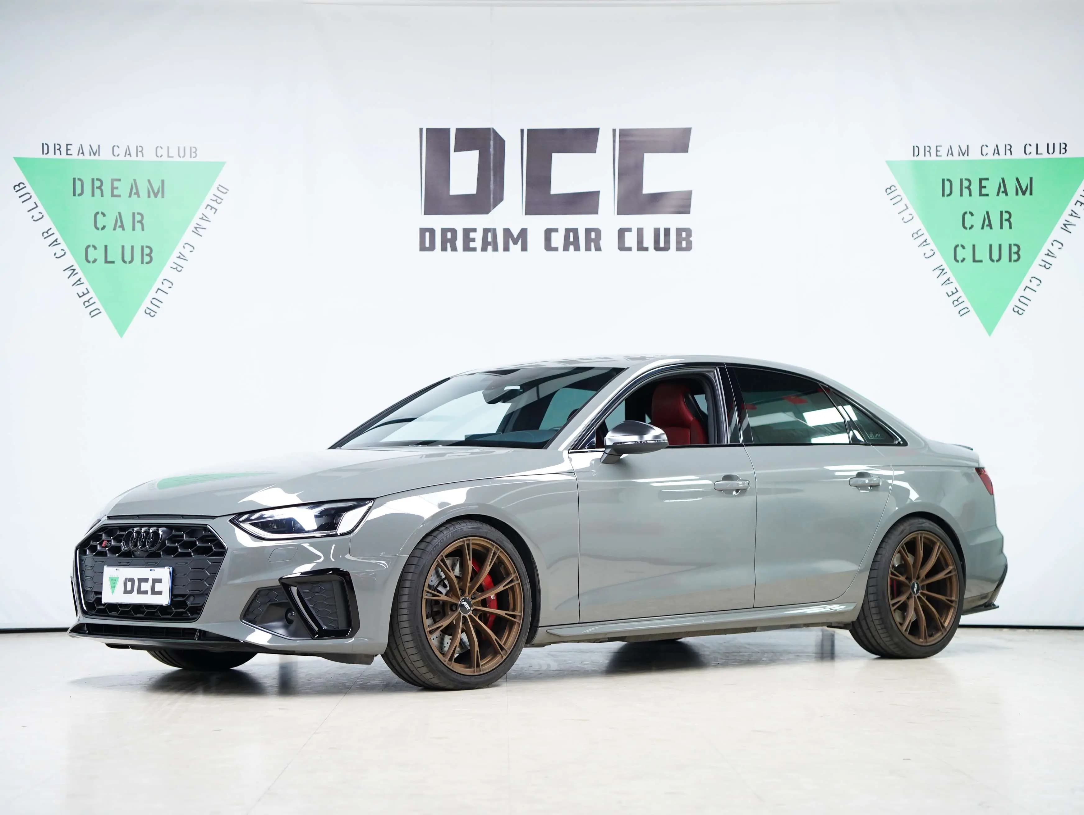 Audi S4 2023 г. 42061 км.