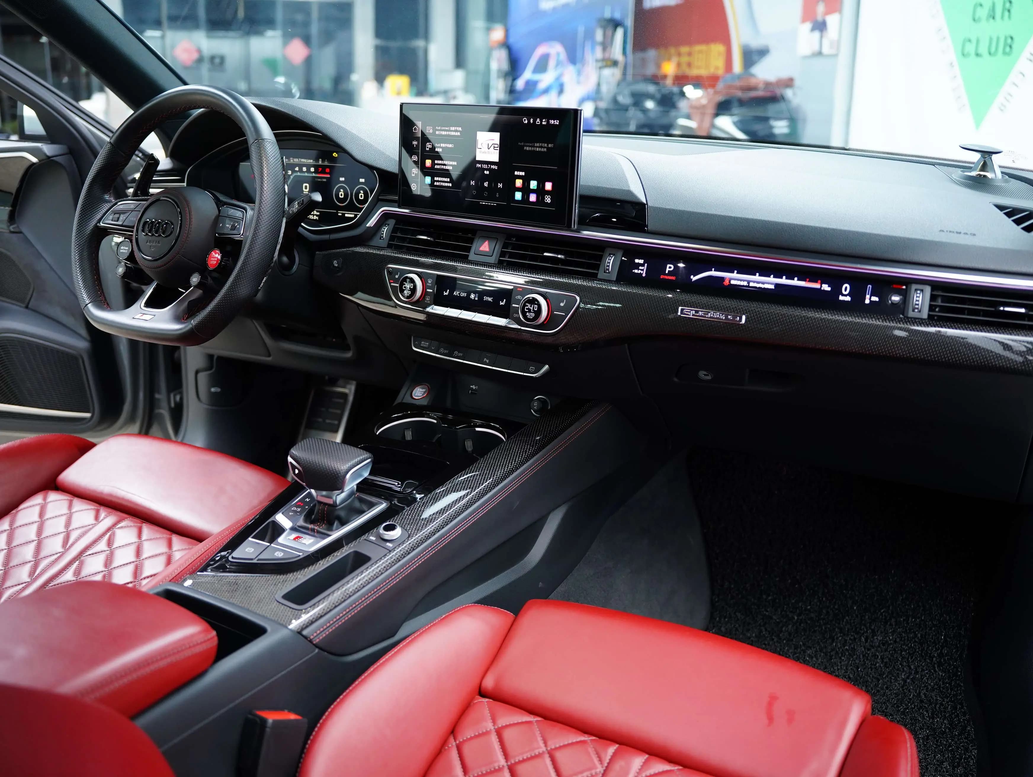 Audi S4 2023 г. 42061 км. — фото 34