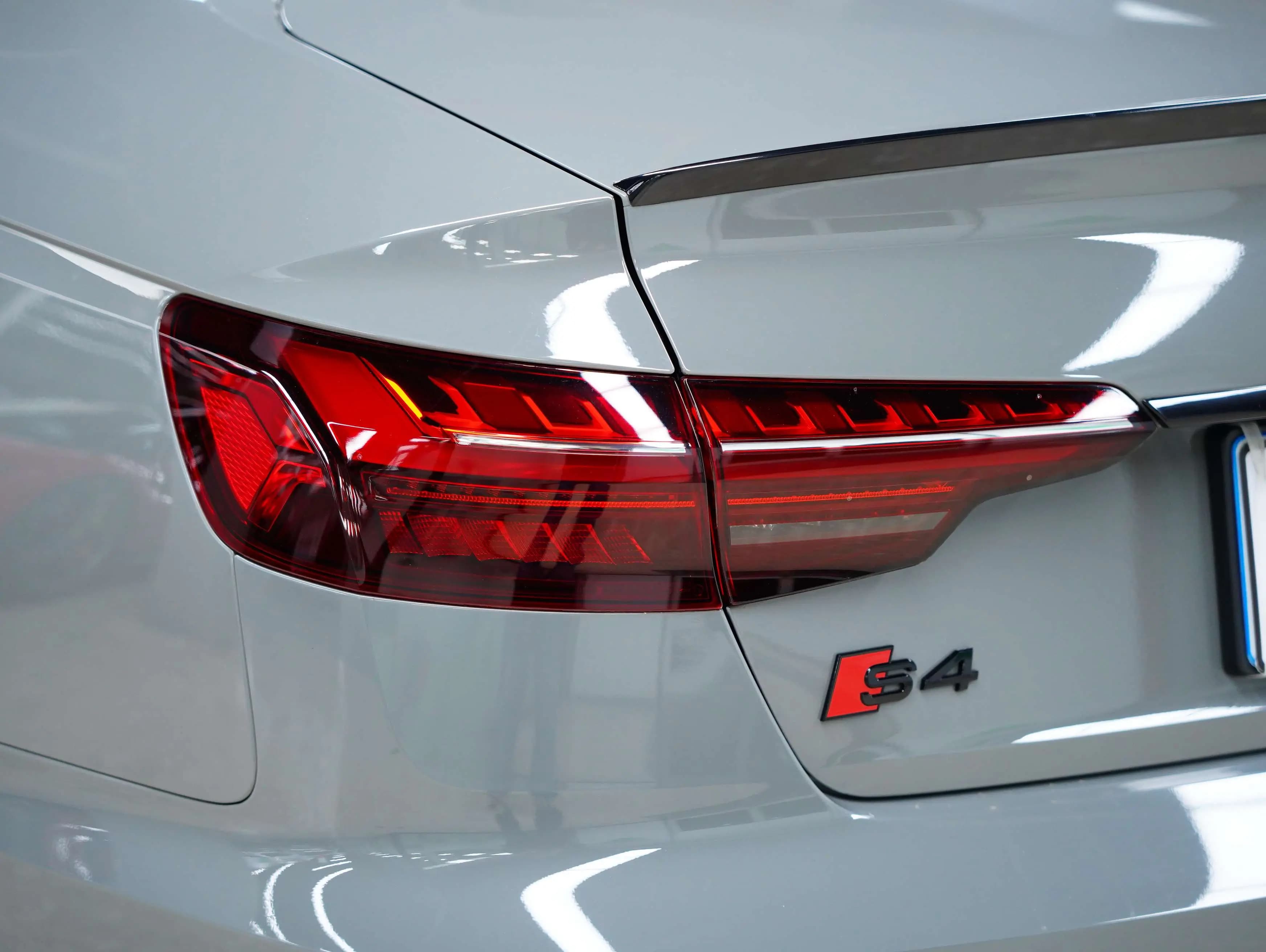 Audi S4 2023 г. 42061 км. — фото 10