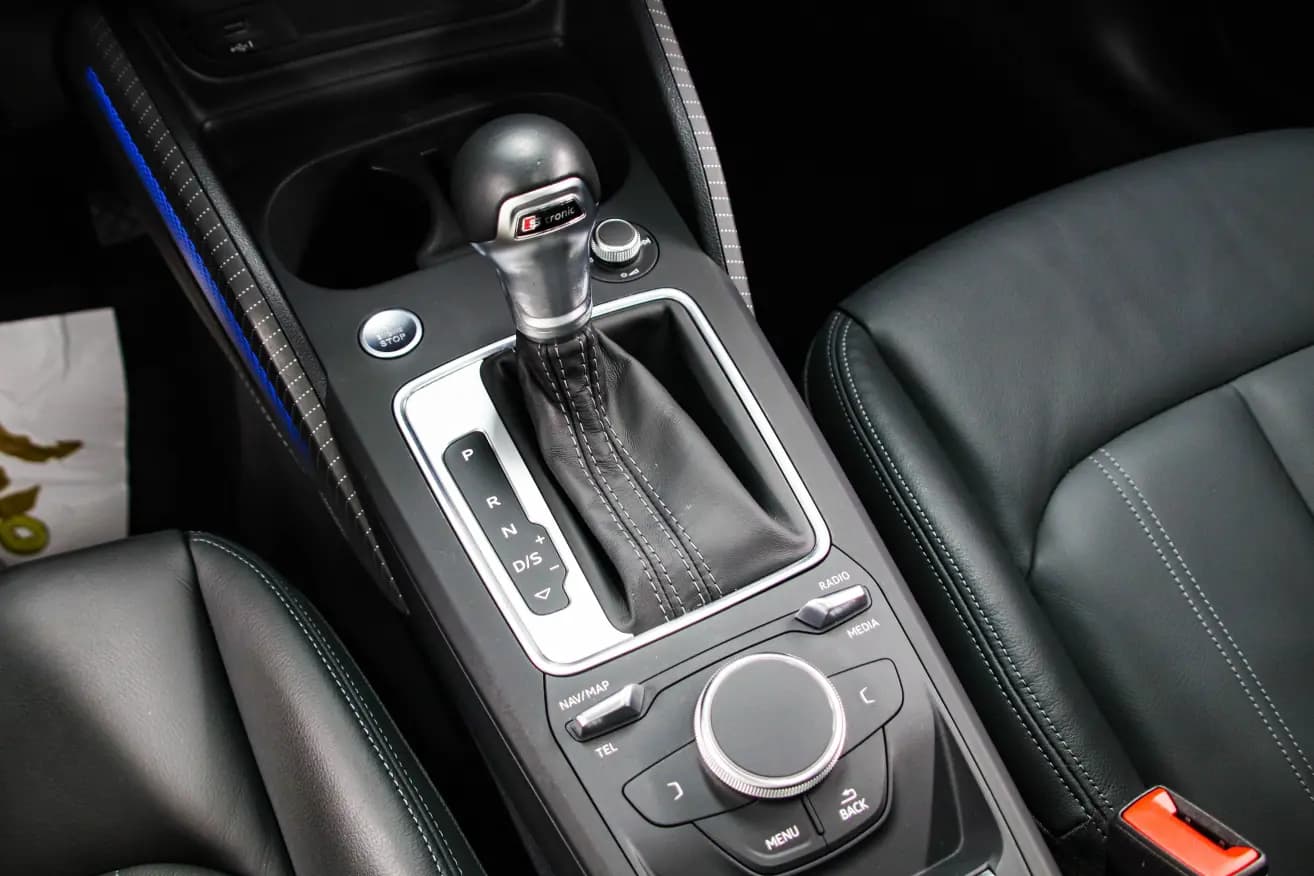 Audi Q2L 2021 г. 29148 км. — фото 17