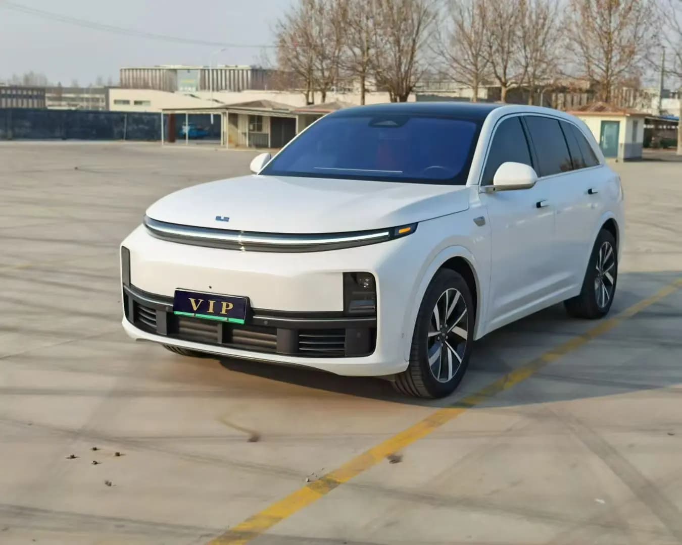 Lixiang L7 2023 г. 48020 км.