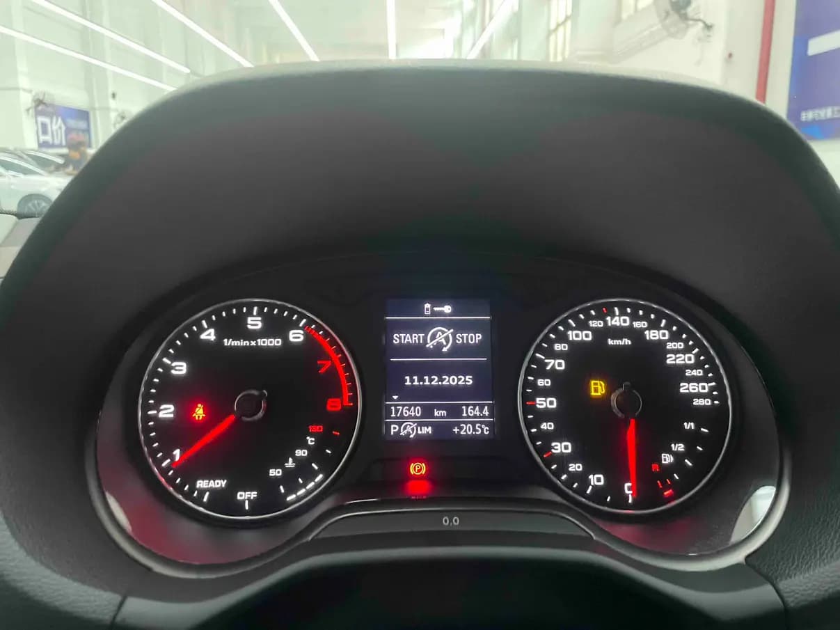 Audi Q2L 2021 г. 17149 км. — фото 17
