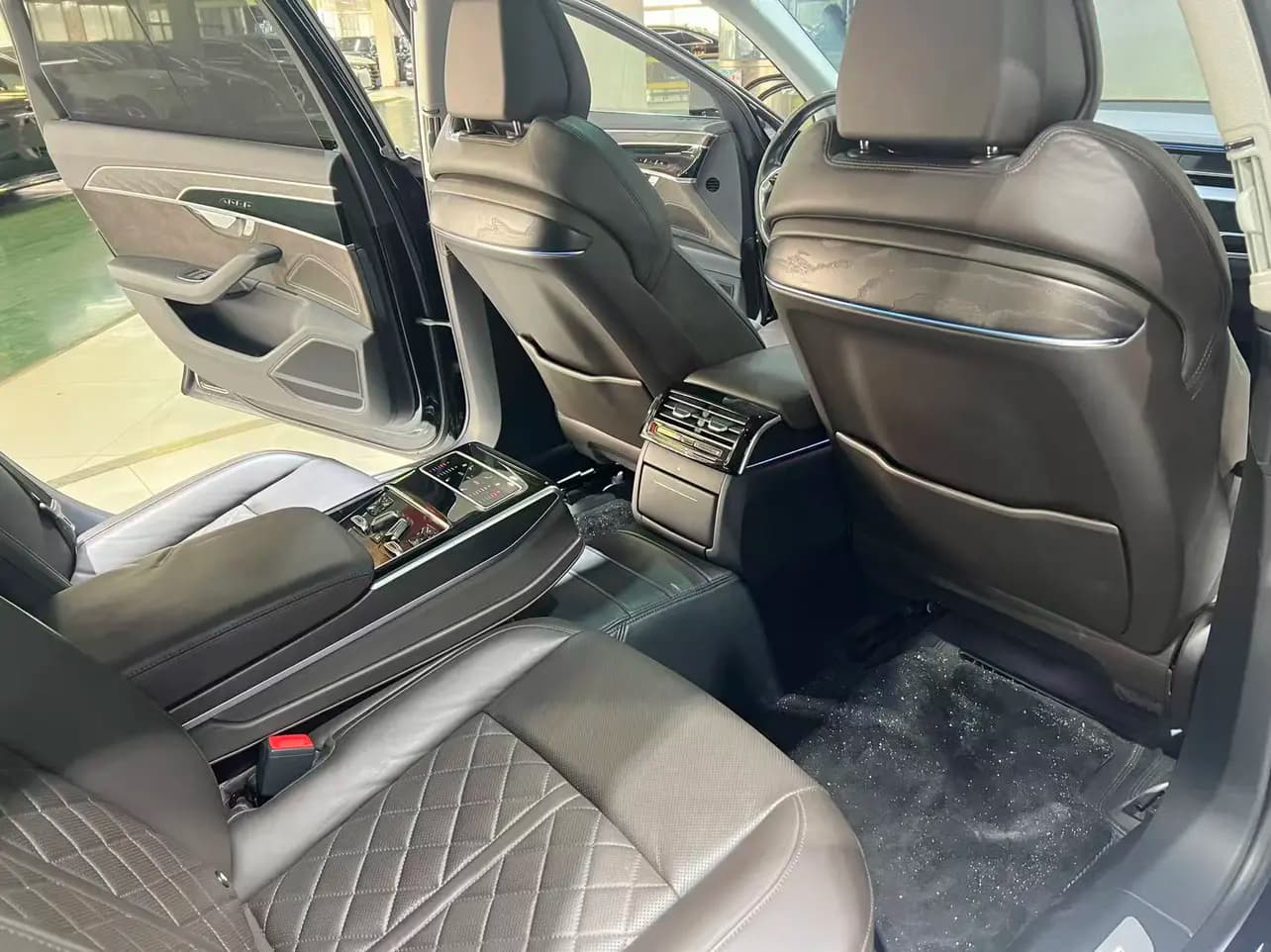 Audi A8 2021 г. 113038 км. — фото 12