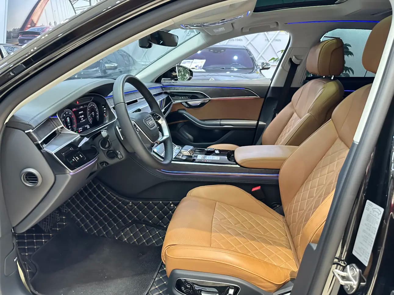 Audi A8 2024 г. 19037 км. — фото 13