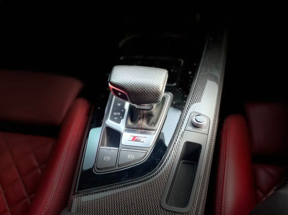 Audi S4 2021 г. 41078 км. — фото 11