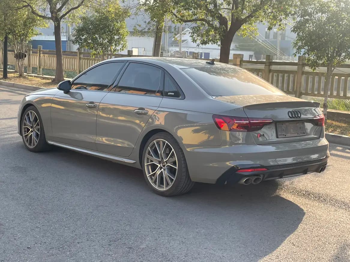 Audi S4 2021 г. 41078 км. — фото 4