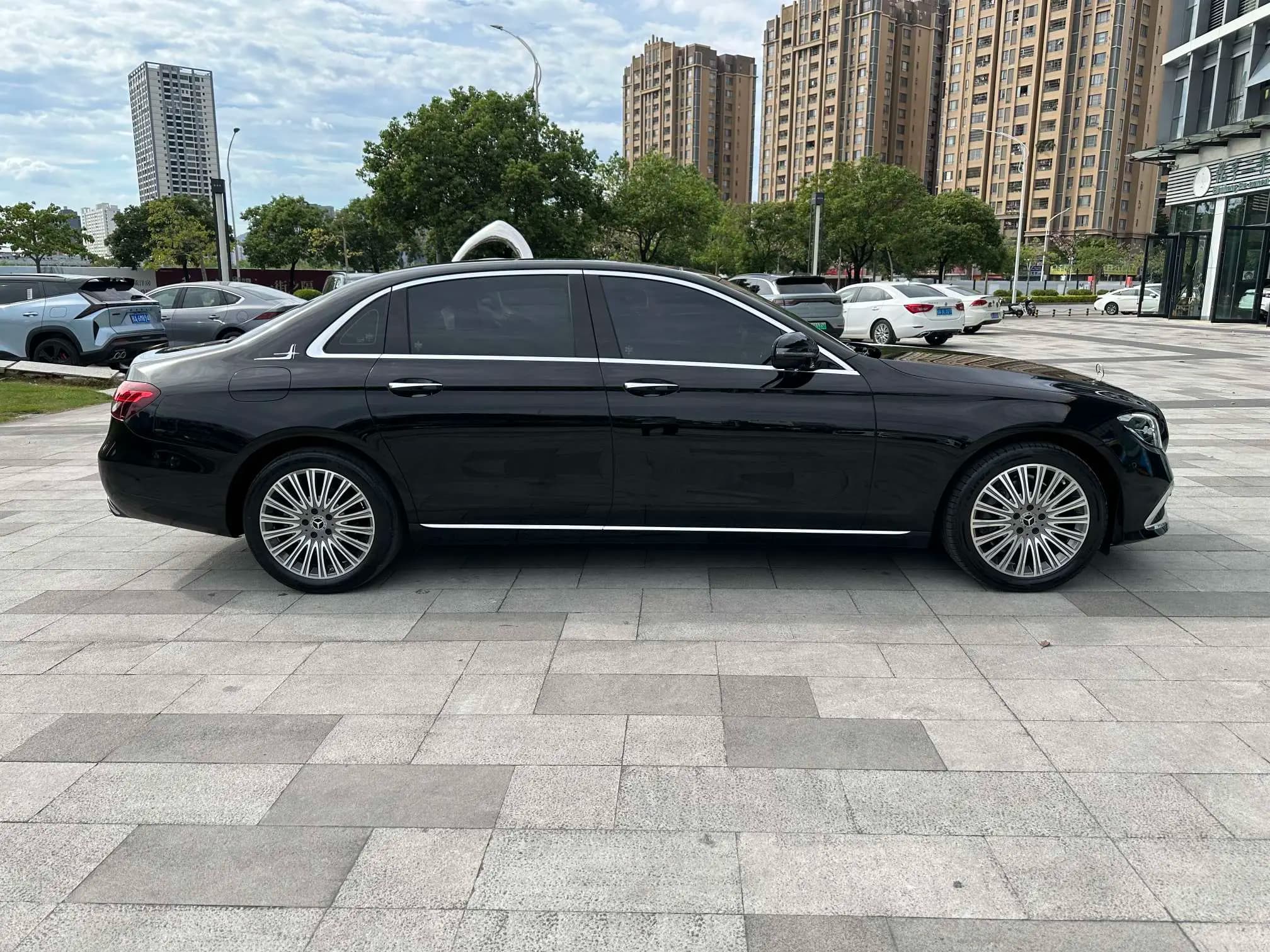 Mercedes-Benz E-Class 2022 г. 75066 км. — фото 7
