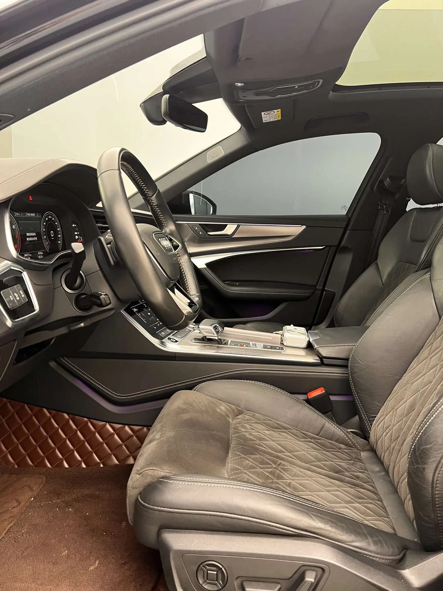 Audi A6L 2021 г. 70020 км. — фото 9