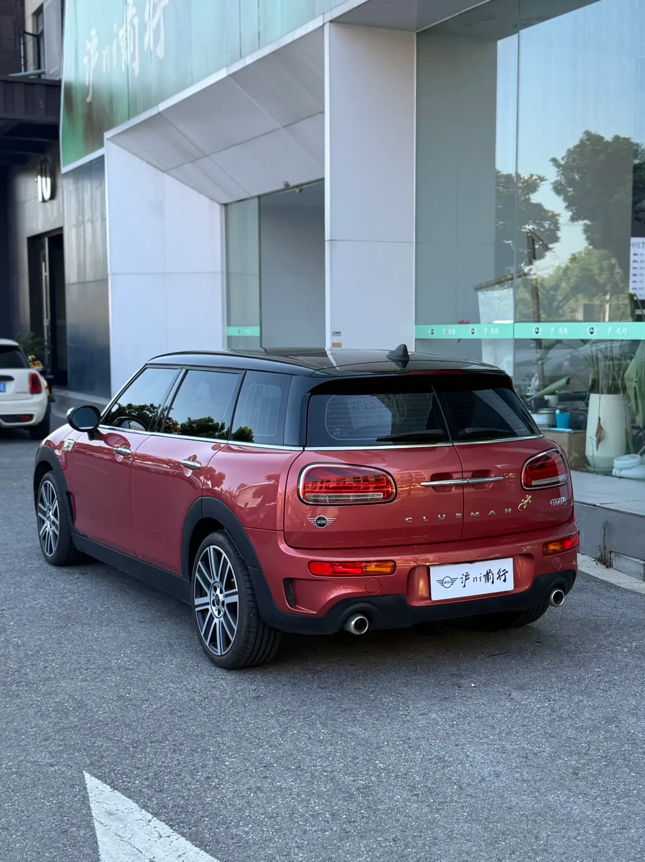 MINI CLUBMAN 2022 г. 14123 км. — фото 4