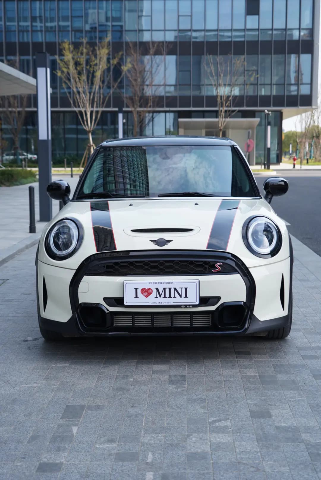 MINI  2021 г. 33000 км. — фото 2
