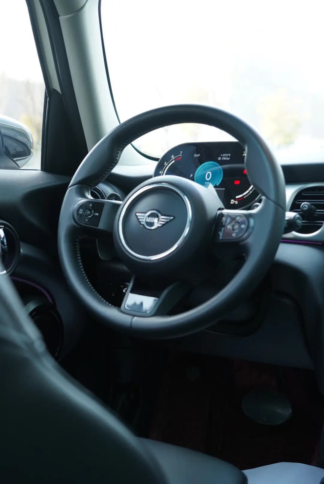 MINI  2021 г. 33000 км. — фото 20