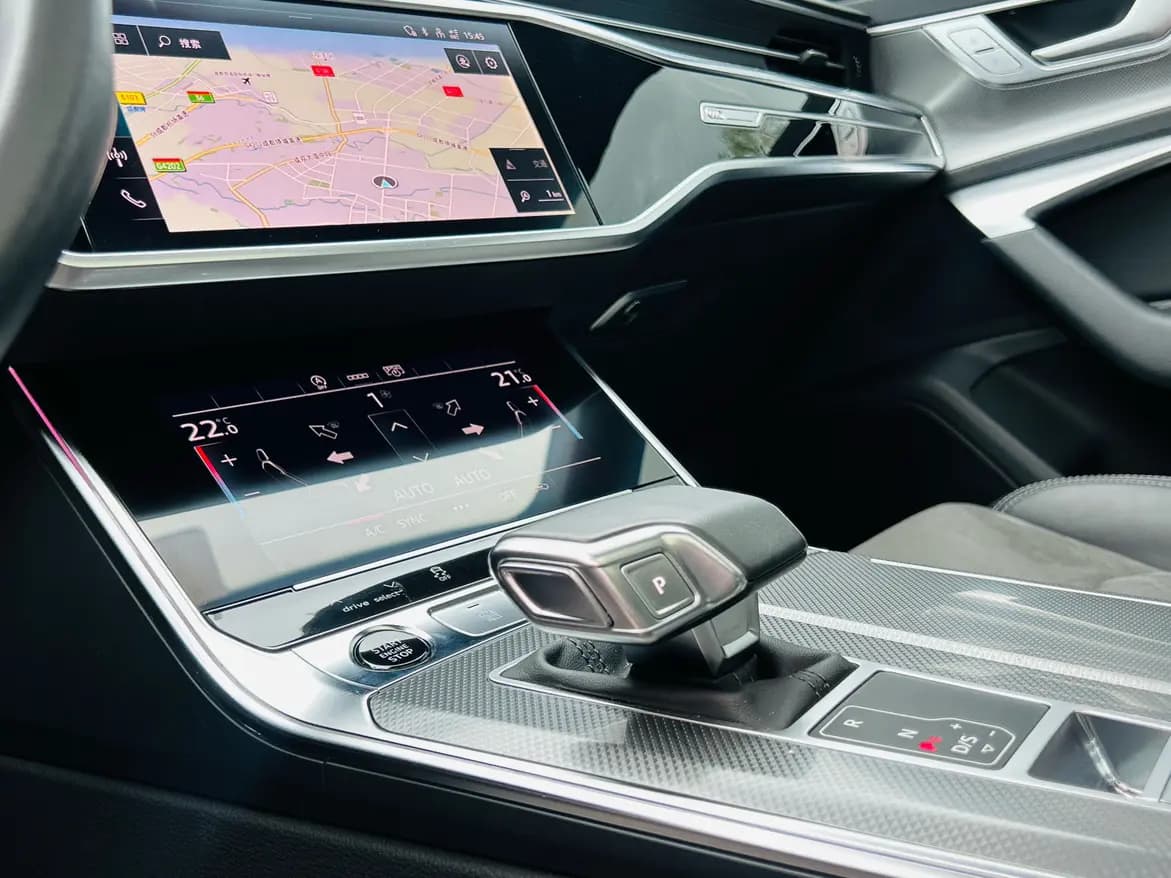 Audi A6L 2025 г. 35143 км. — фото 15