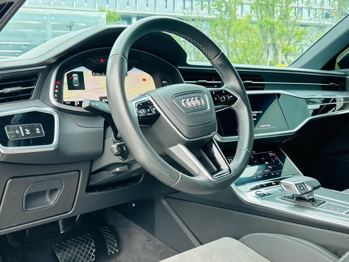 Audi A6L 2025 г. 35143 км. — фото 17