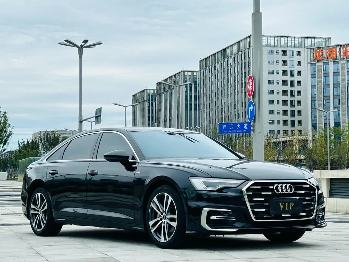 Audi A6L 2025 г. 35143 км. — фото 3