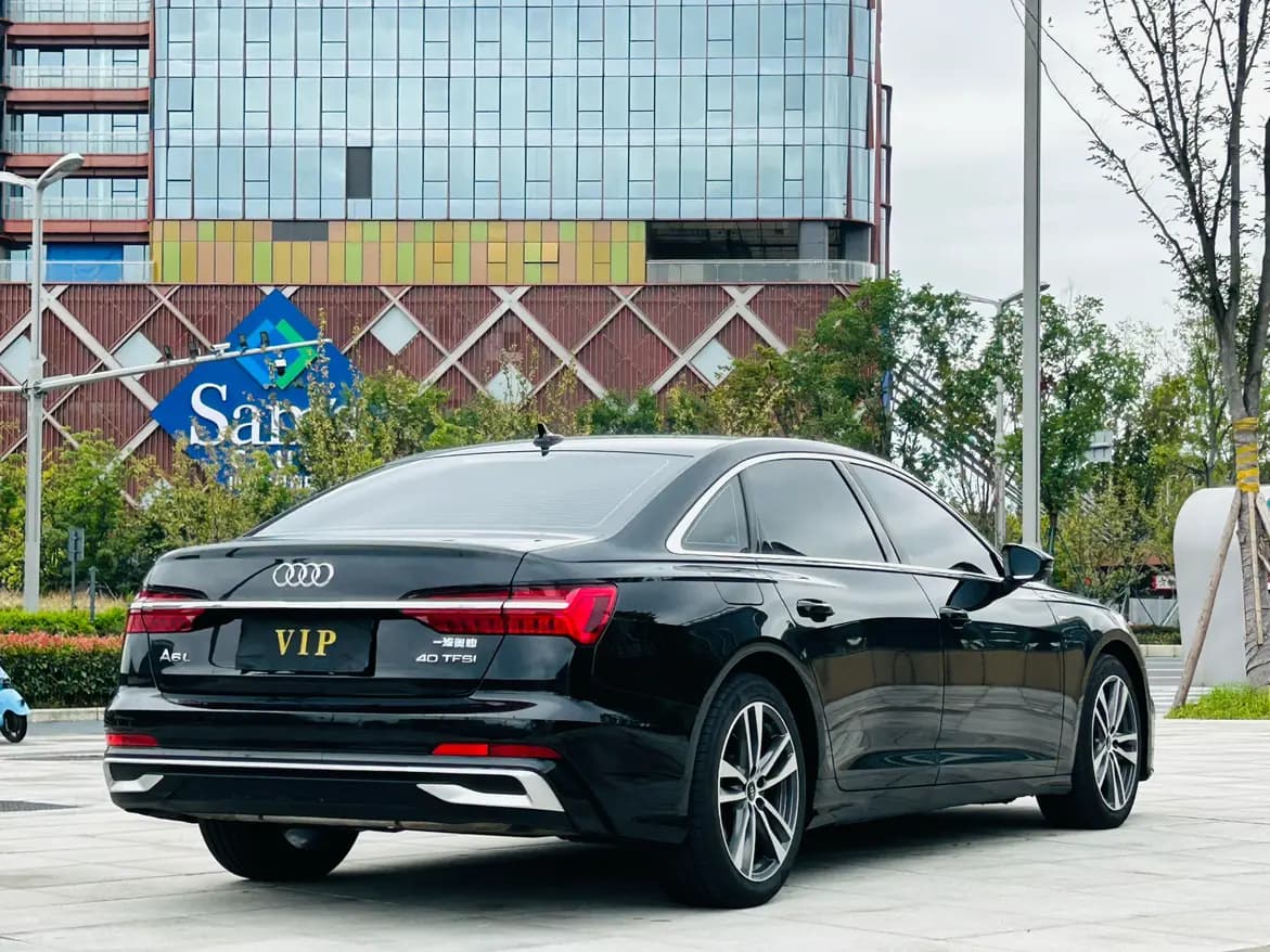 Audi A6L 2025 г. 35143 км. — фото 7