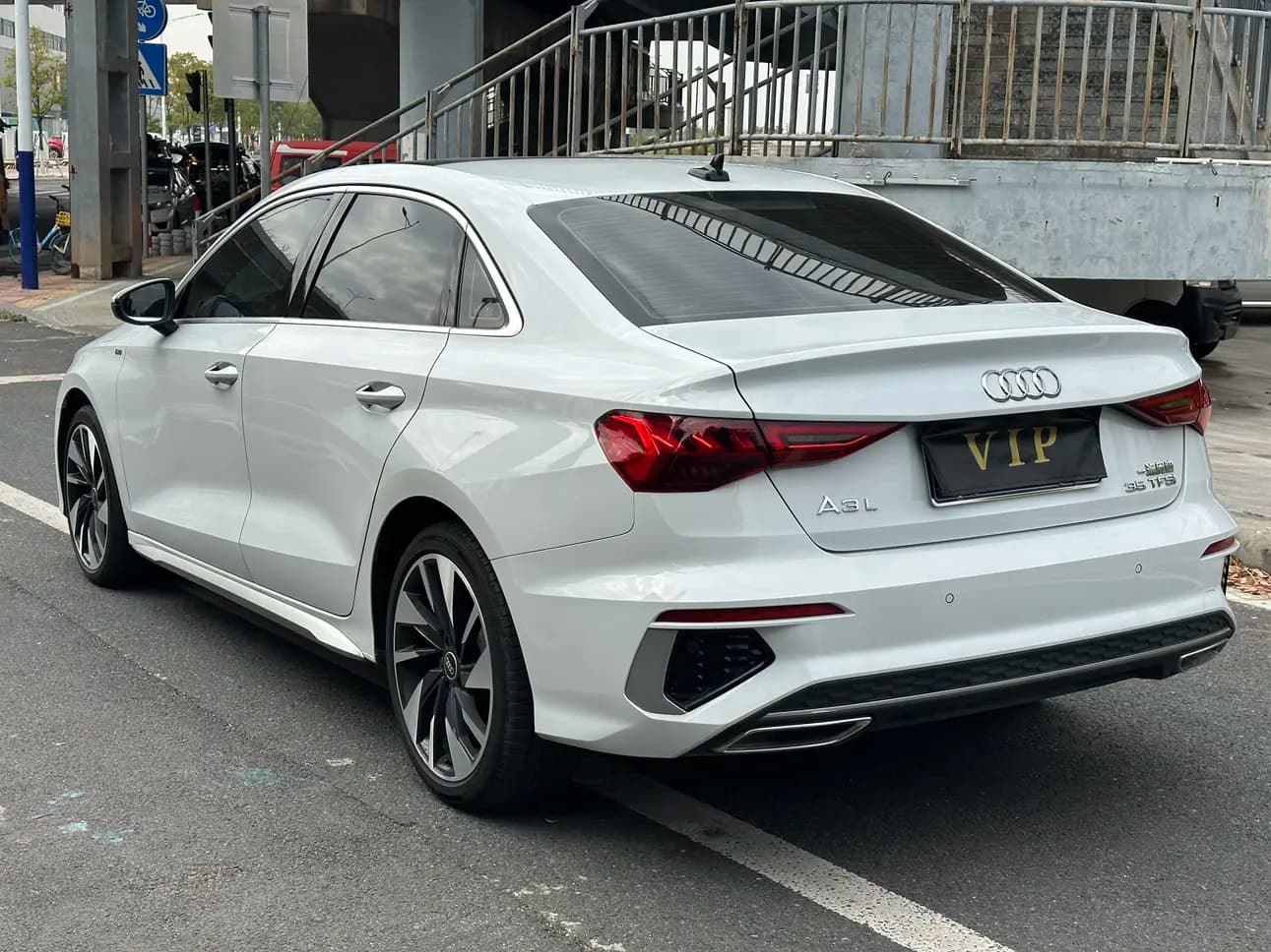 Audi A3 2023 г. 17072 км. — фото 5