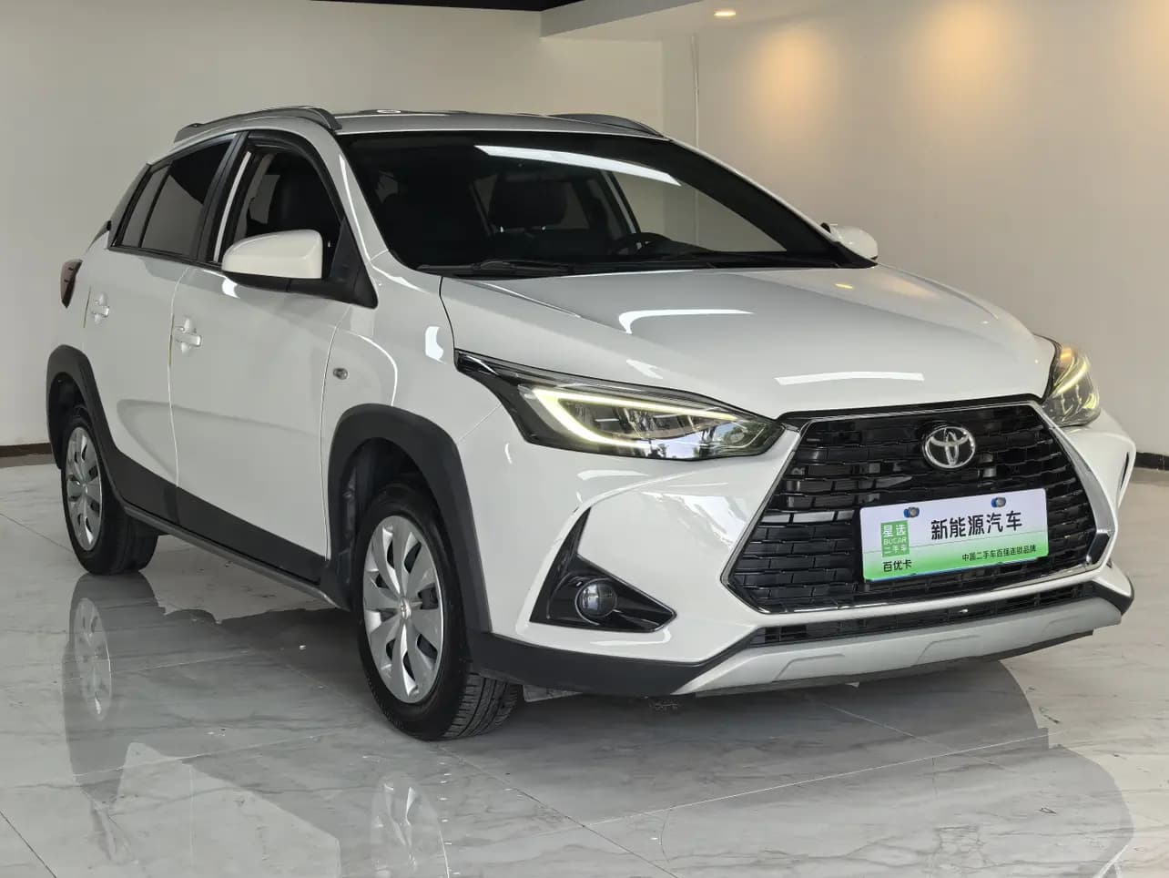 Toyota Yaris L 2021 г. 40148 км. — фото 3