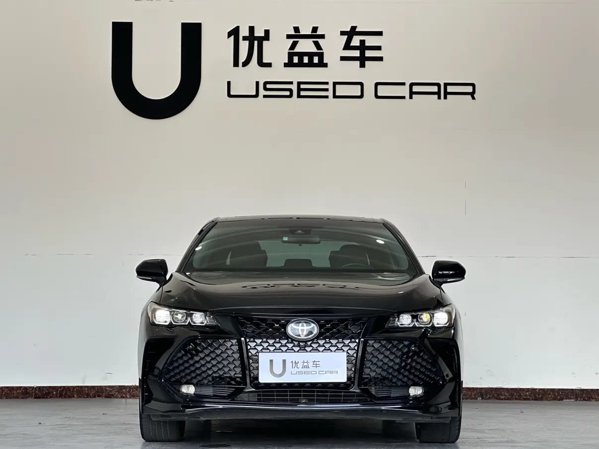 Toyota Avalon 2022 г. 86109 км. — фото 2
