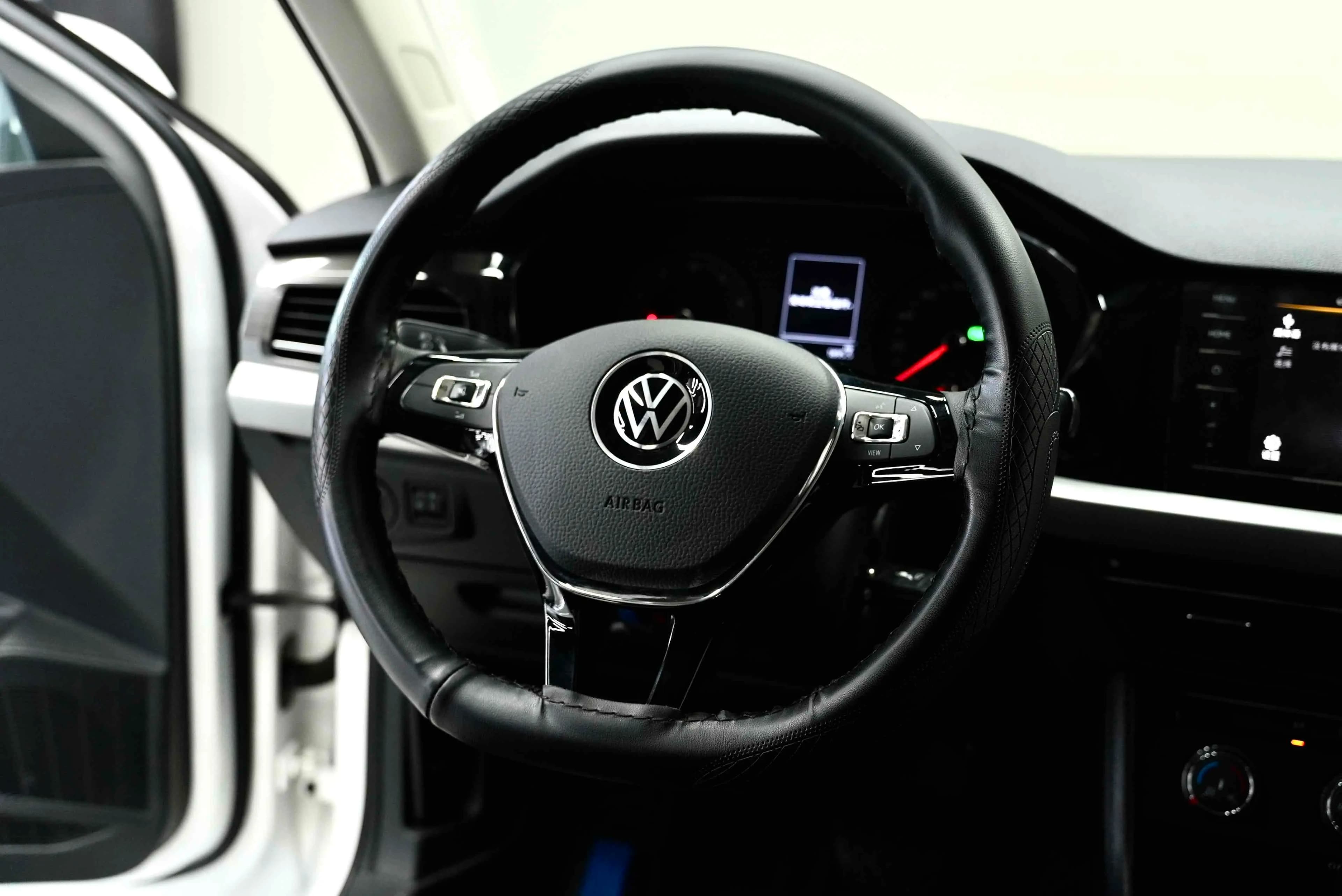 Volkswagen Lavida 2021 г. 46942 км. — фото 12