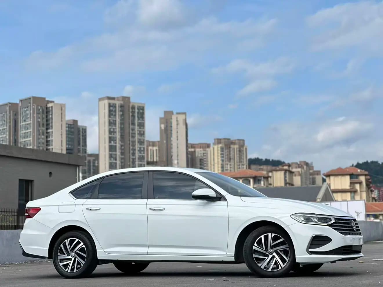 Volkswagen Lavida 2022 г. 73043 км. — фото 6