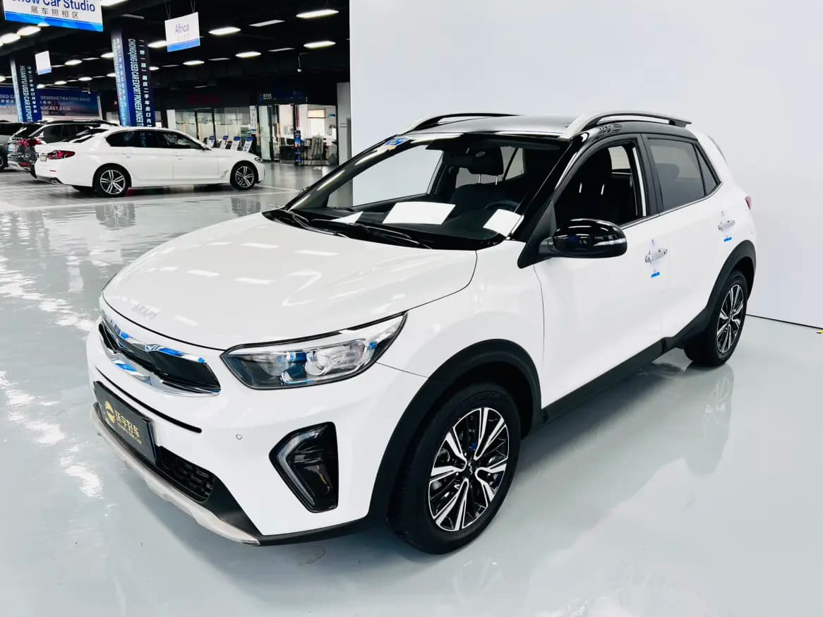 Kia KX1 2022 г. 48092 км.