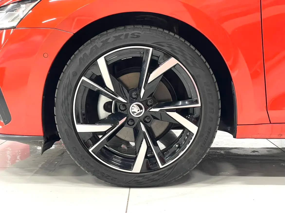 Skoda Octavia 2021 г. 18881 км. — фото 12
