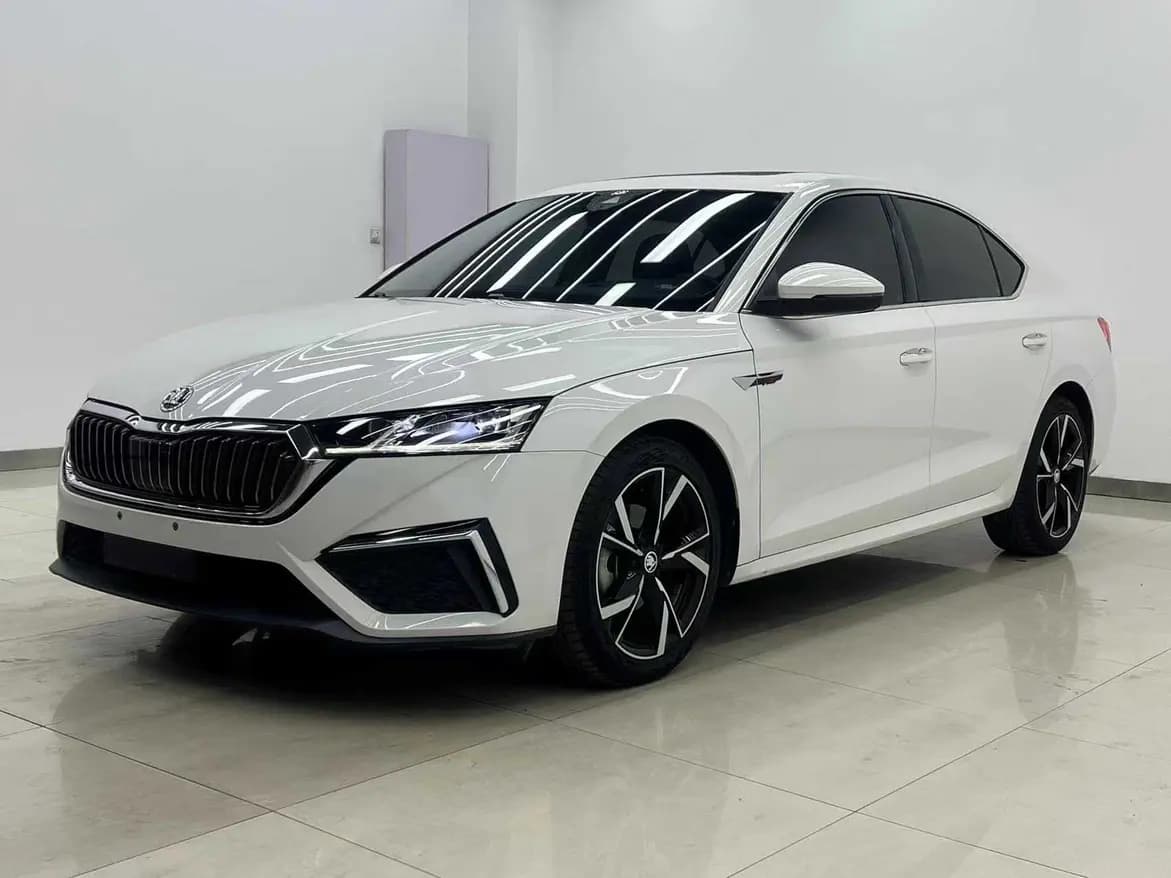 Skoda Octavia 2022 г. 38080 км.