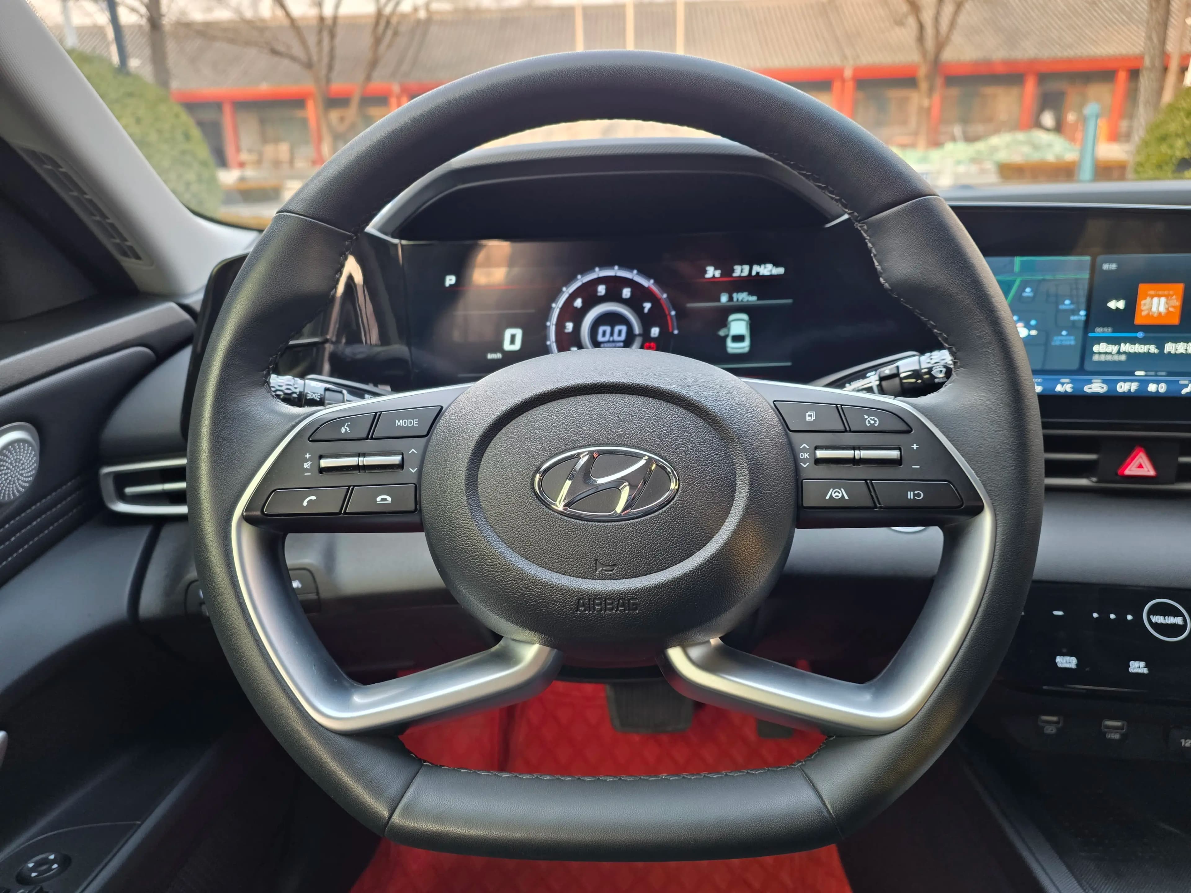 Hyundai Elantra 2023 г. 32027 км. — фото 22