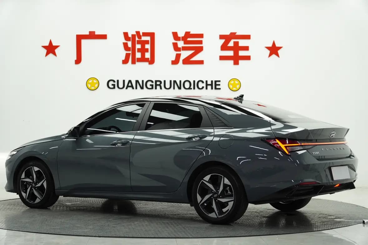 Hyundai Elantra 2022 г. 45025 км. — фото 4