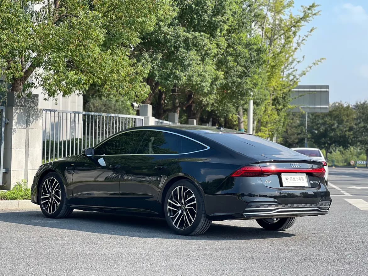 Audi A7 2025 г. 9013 км. — фото 3