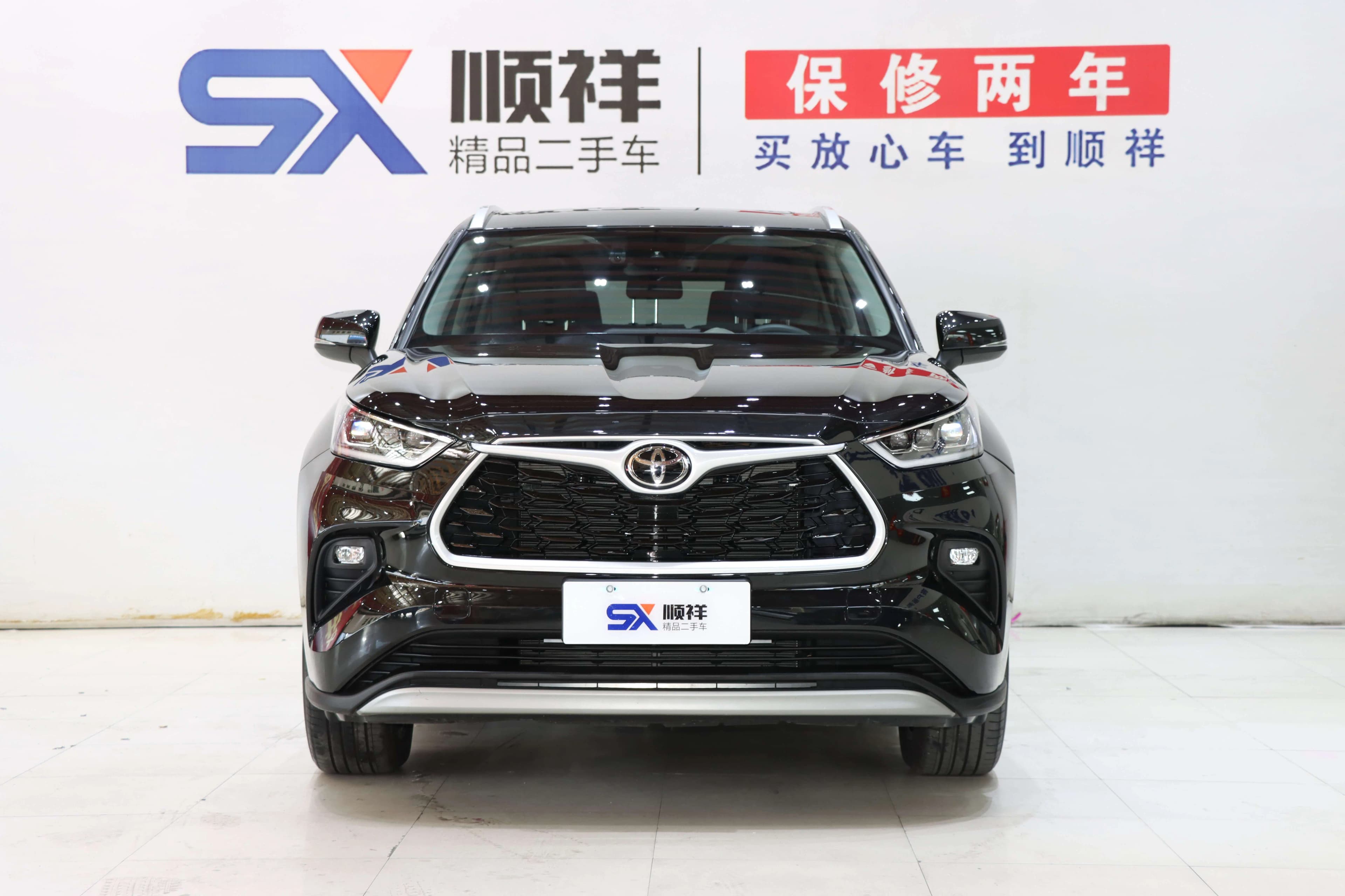 Toyota Highlander 2024 г. 12019 км. — фото 2