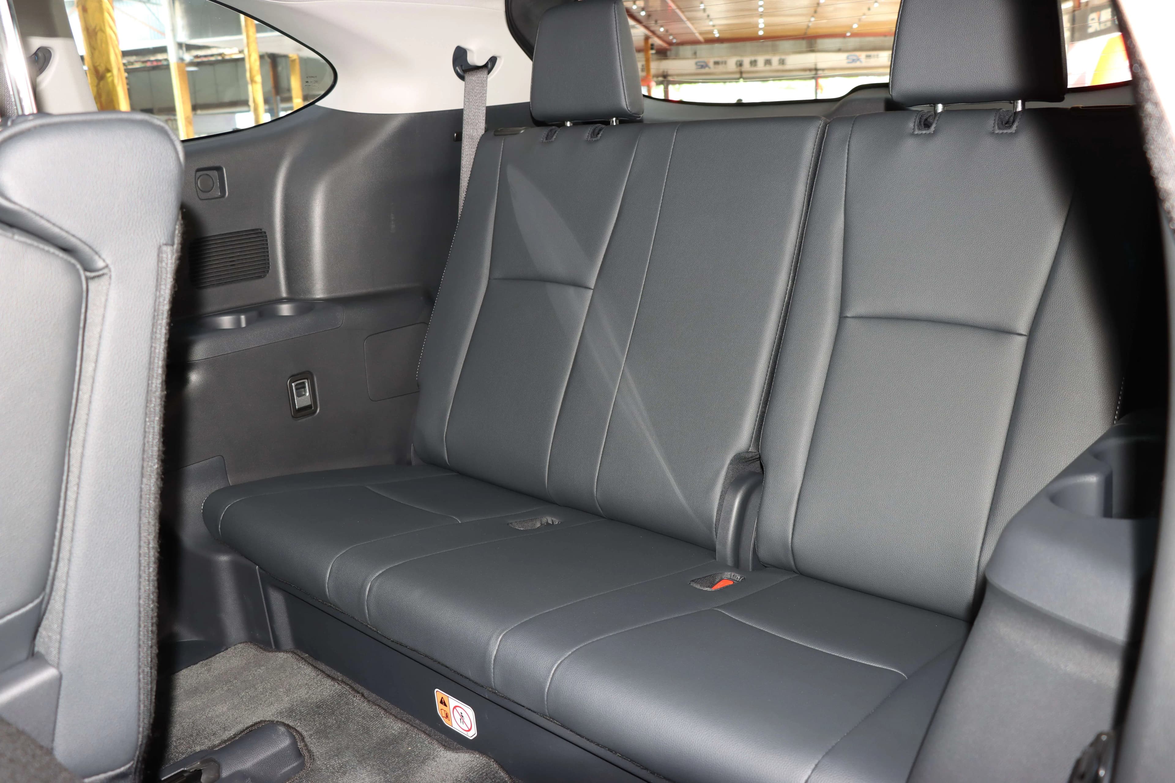Toyota Highlander 2024 г. 12019 км. — фото 18